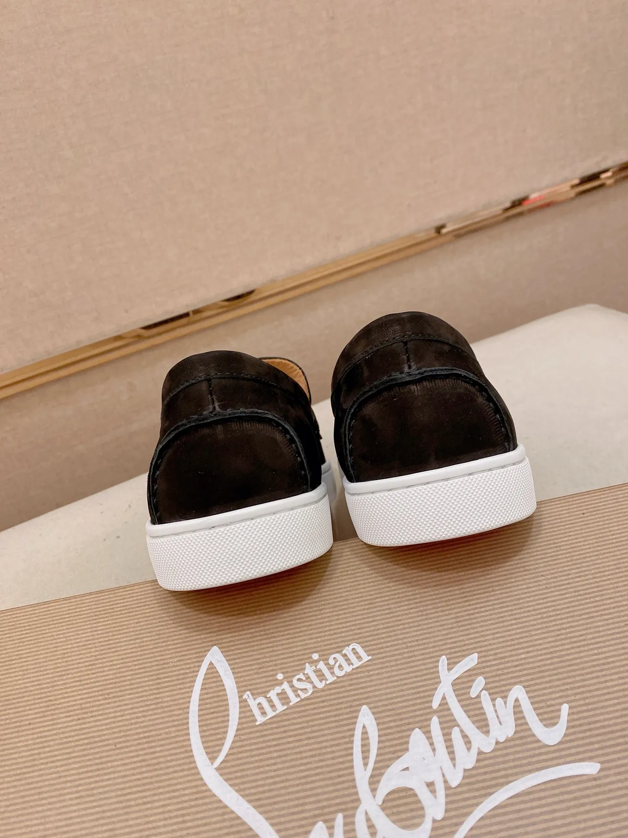 Black White Suede Upper Moc-Toe Construction Loafer