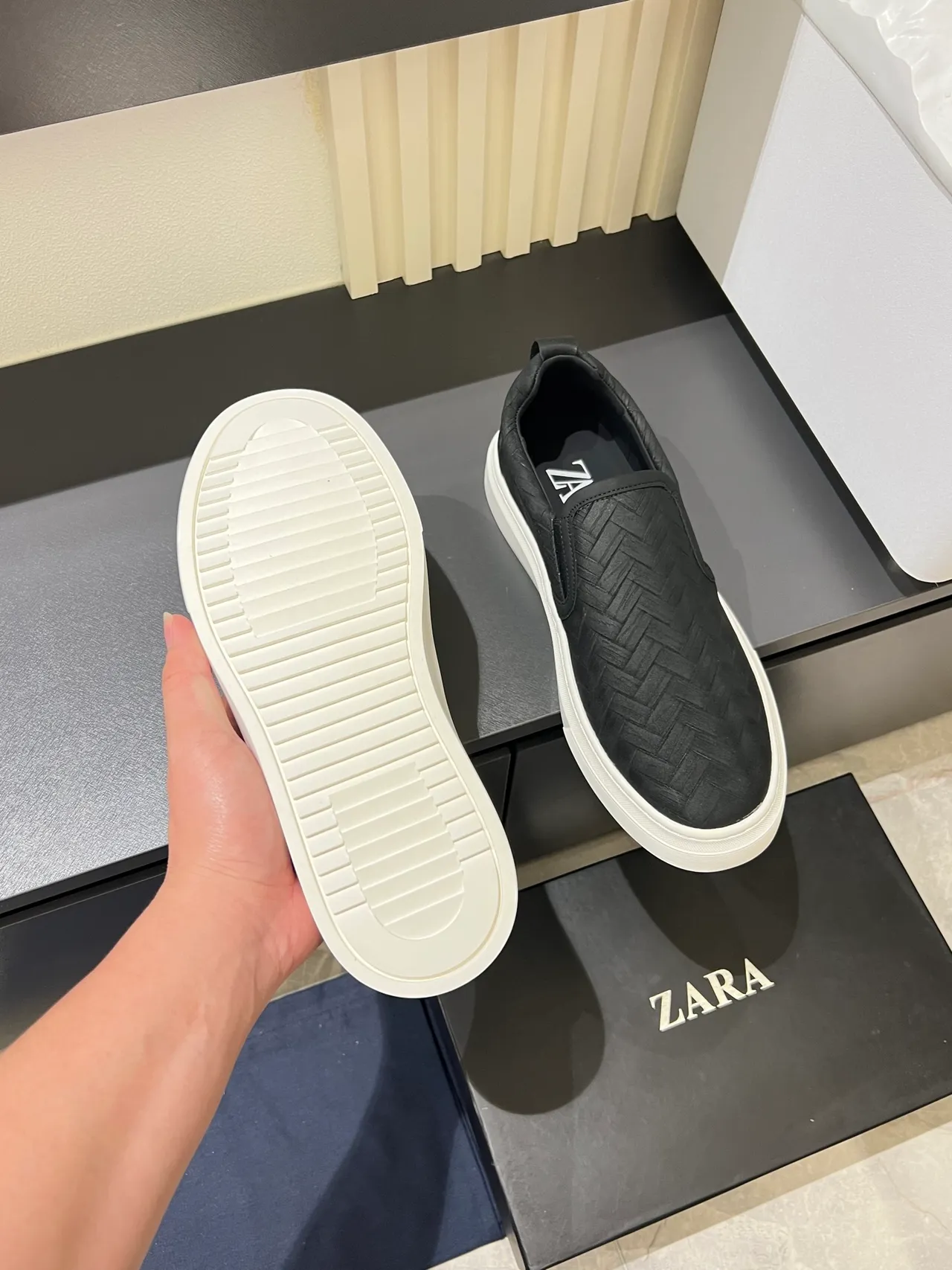 Bottega Veneta Cassette Woven Leather Slip-On Lifestyle Sneakers