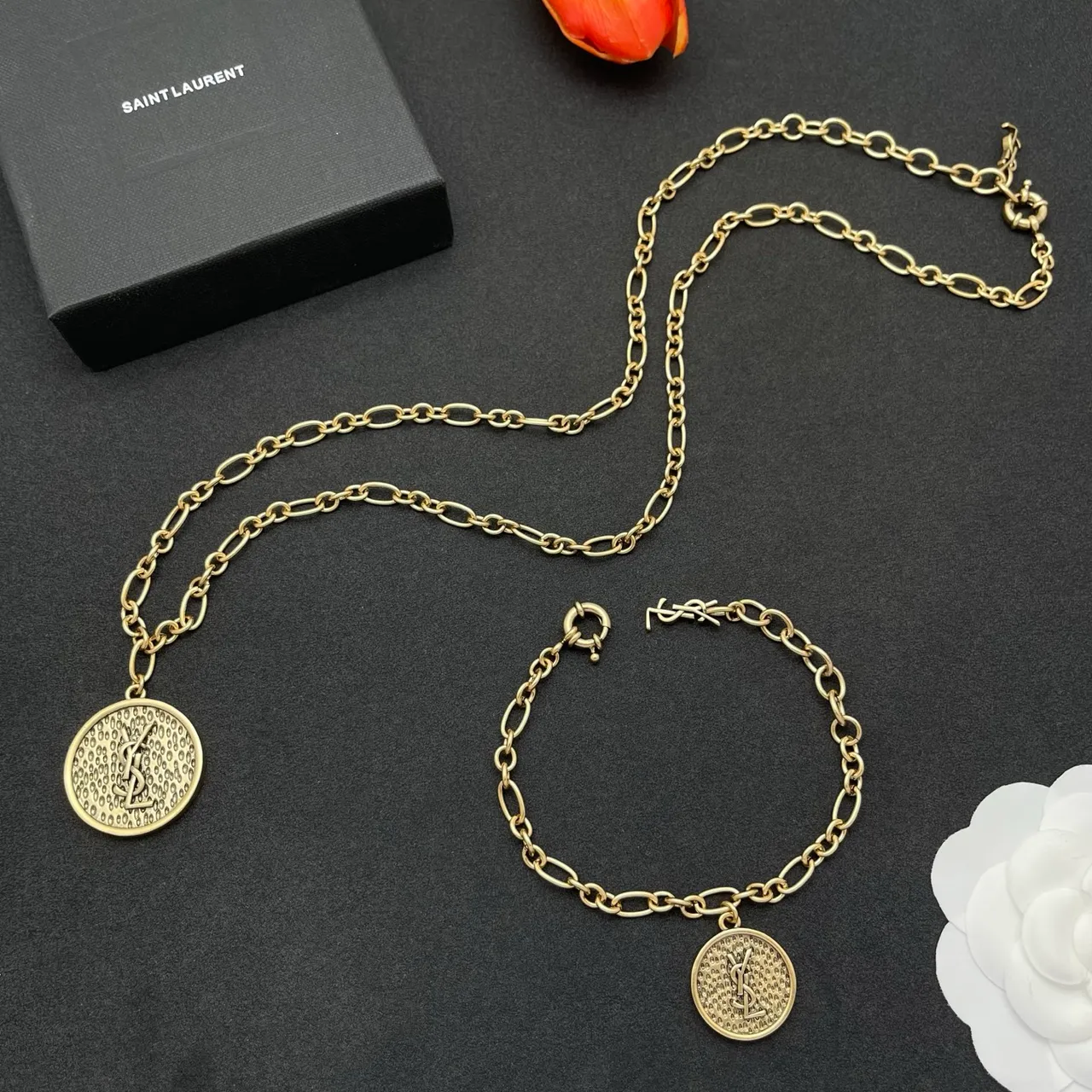 Saint Laurent Gold Silver Chunky Oval-Link Chain Circular Textured Pendant Necklace
