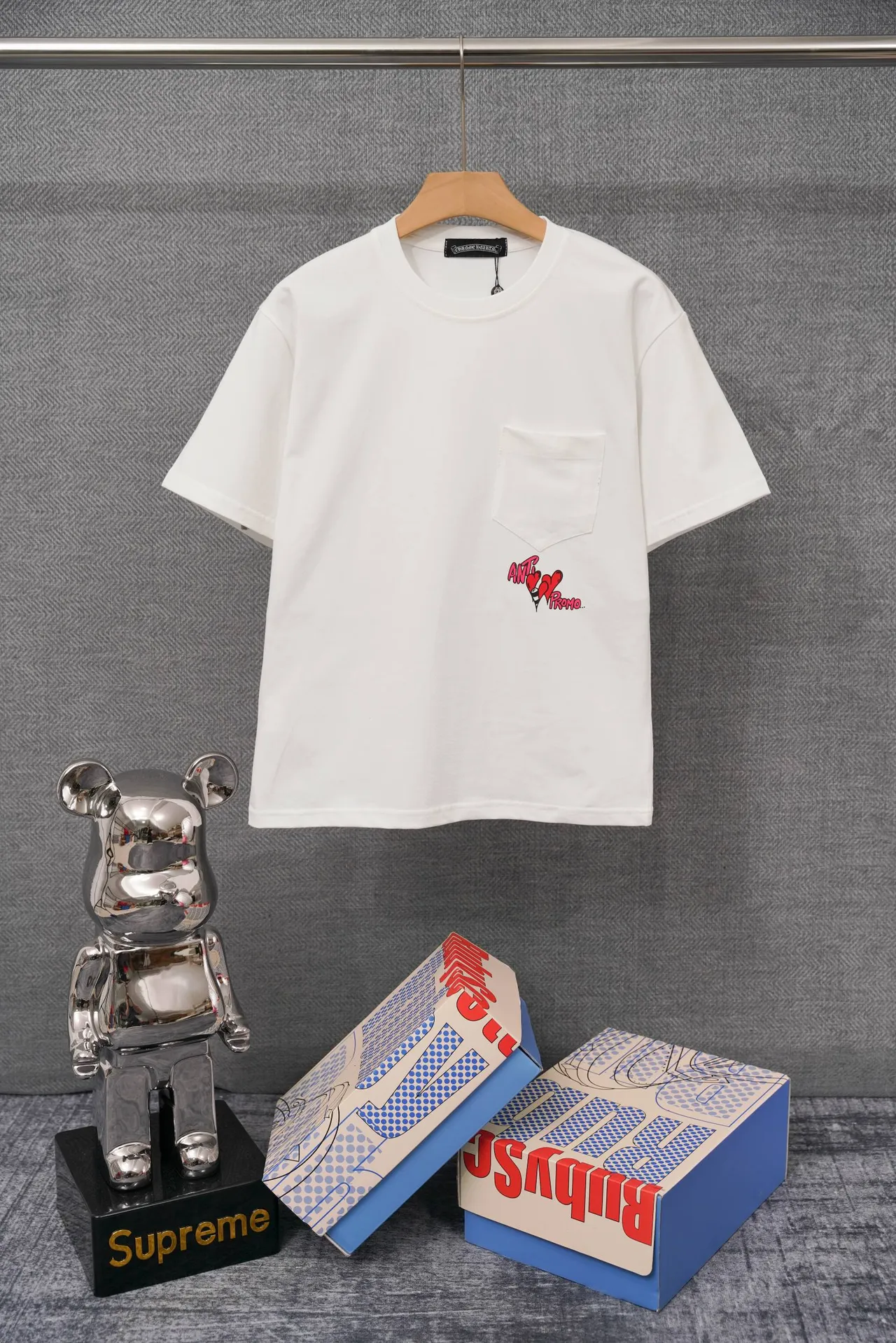 Supreme Graphic-Print Crewneck T-Shirt