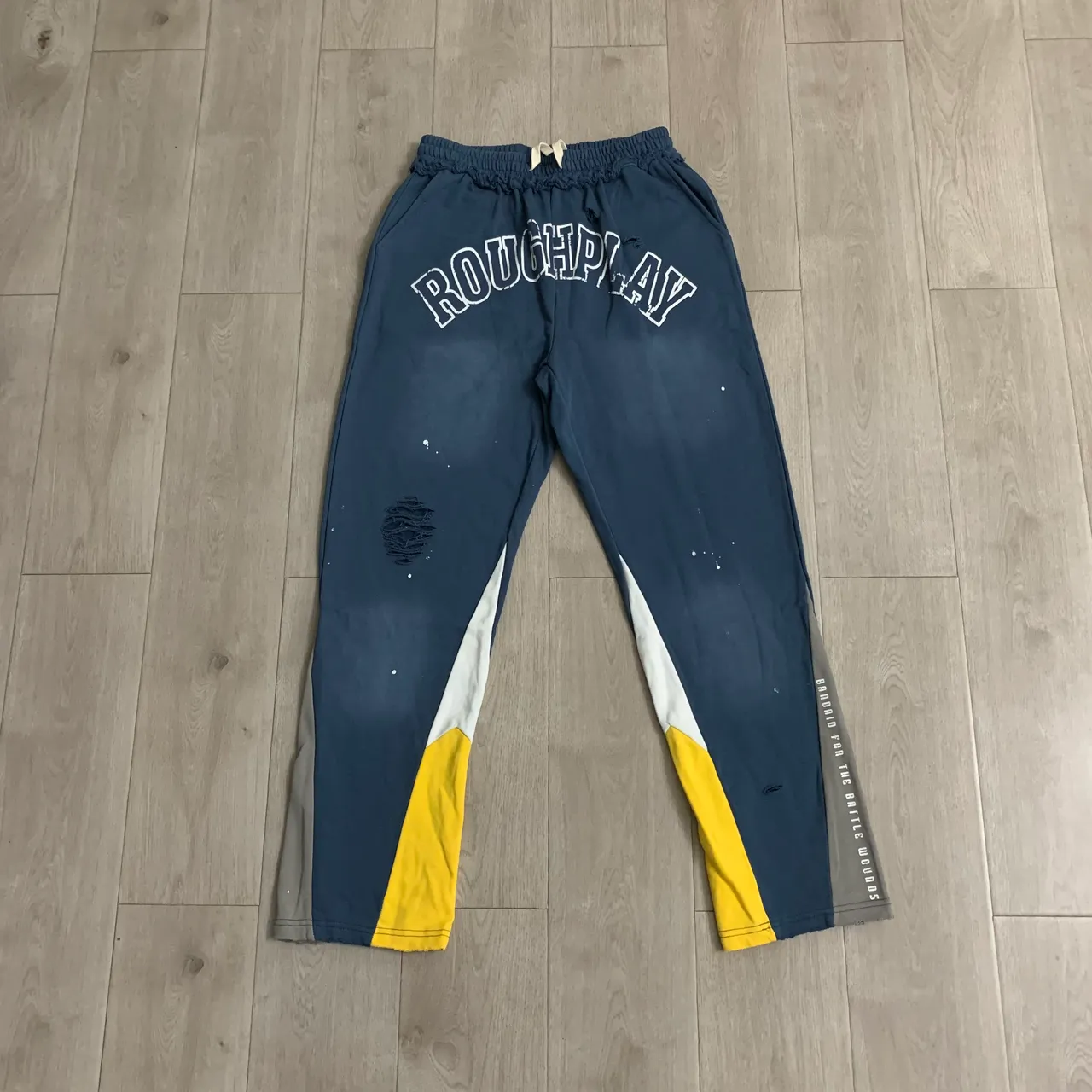 Roughplay Distressed Color-Blocked Sweatpants