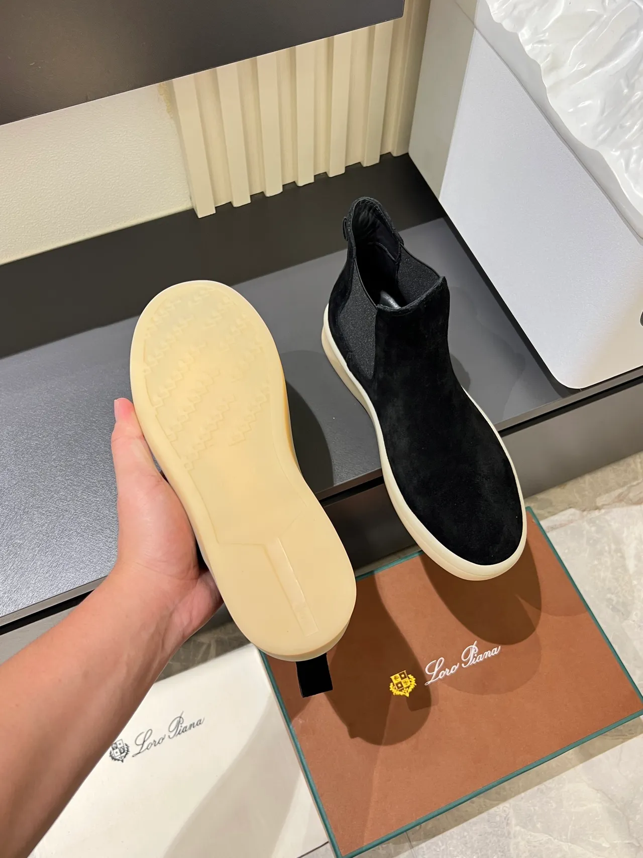 Black Beige Suede Upper Elastic Side Panels Chelsea Boots