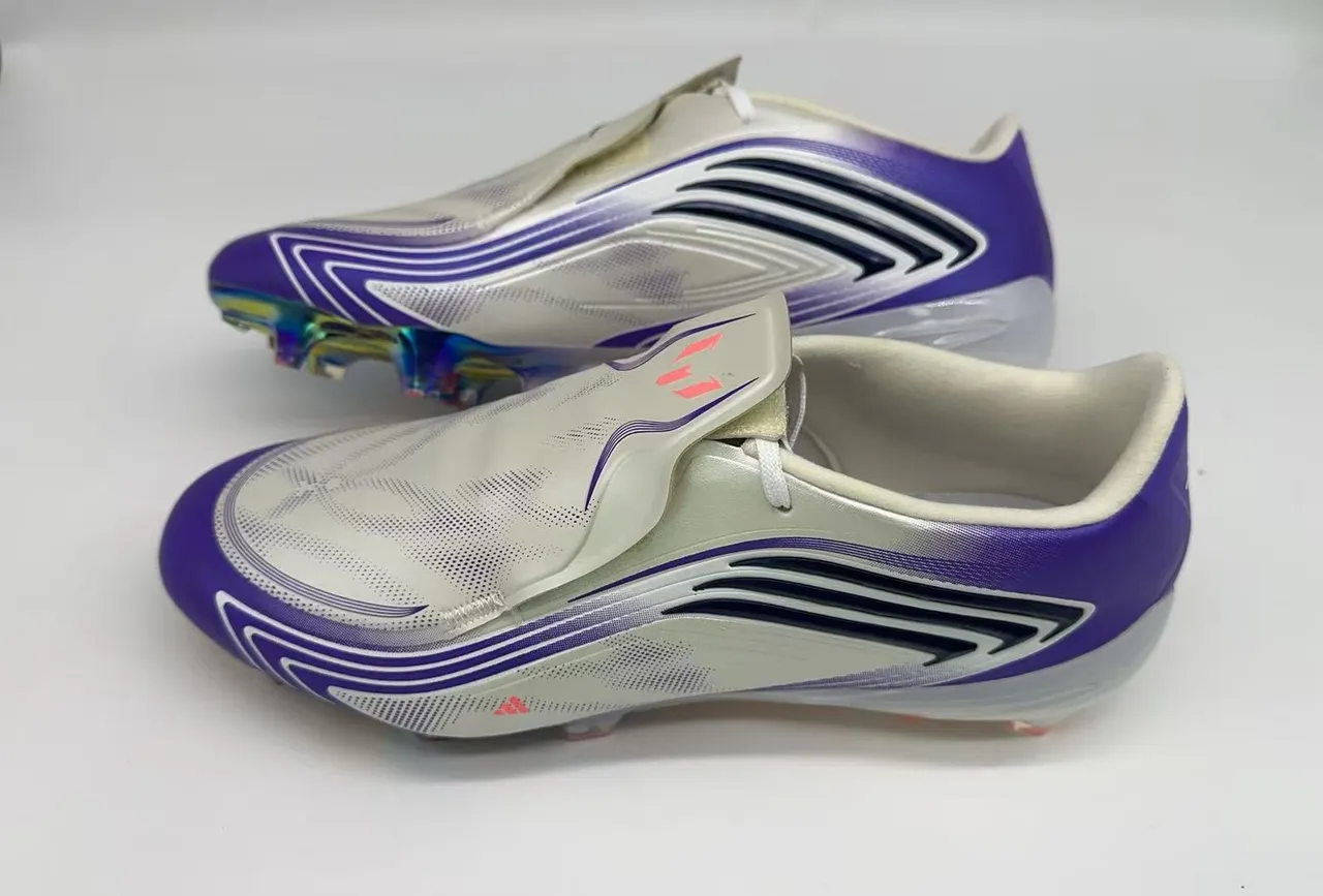 Adidas White Purple Laceless Low-Cut Perforated Synthetic Upper Firm-Ground Soccer Shoes