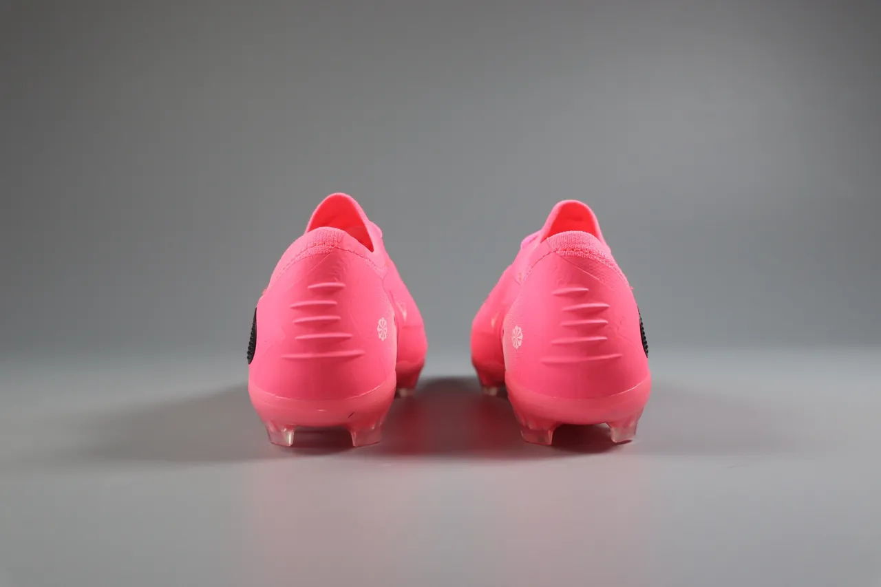 Nike Pink Green Low-Cut Synthetic Overlay Cage Artificial-Grass Soccer Shoes