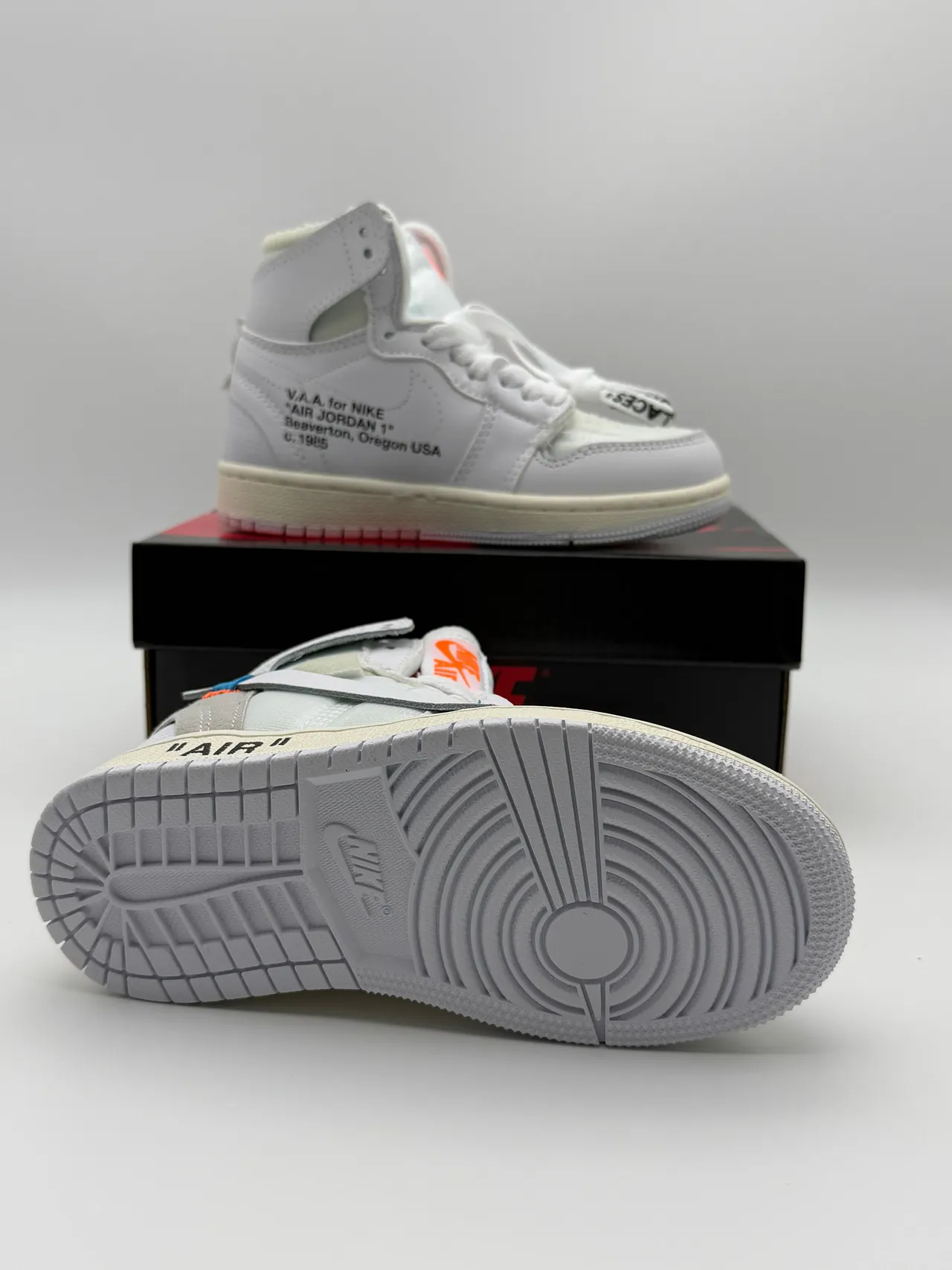 Air Jordan 1 Red White High-Top Perforated Toe Basketball Shoes