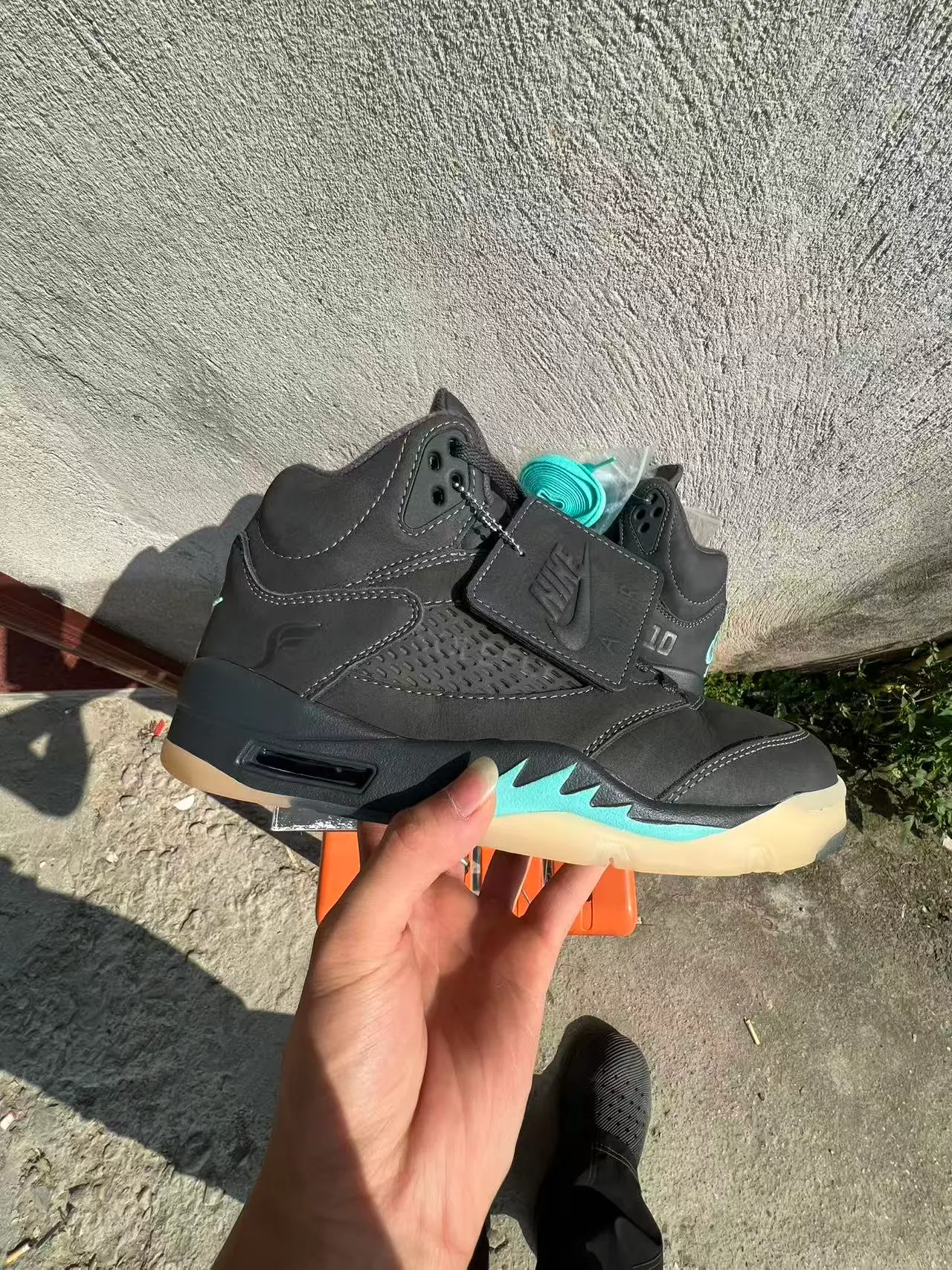 Nike Air Jordan 5 Black Teal Gum Basketball Shoes