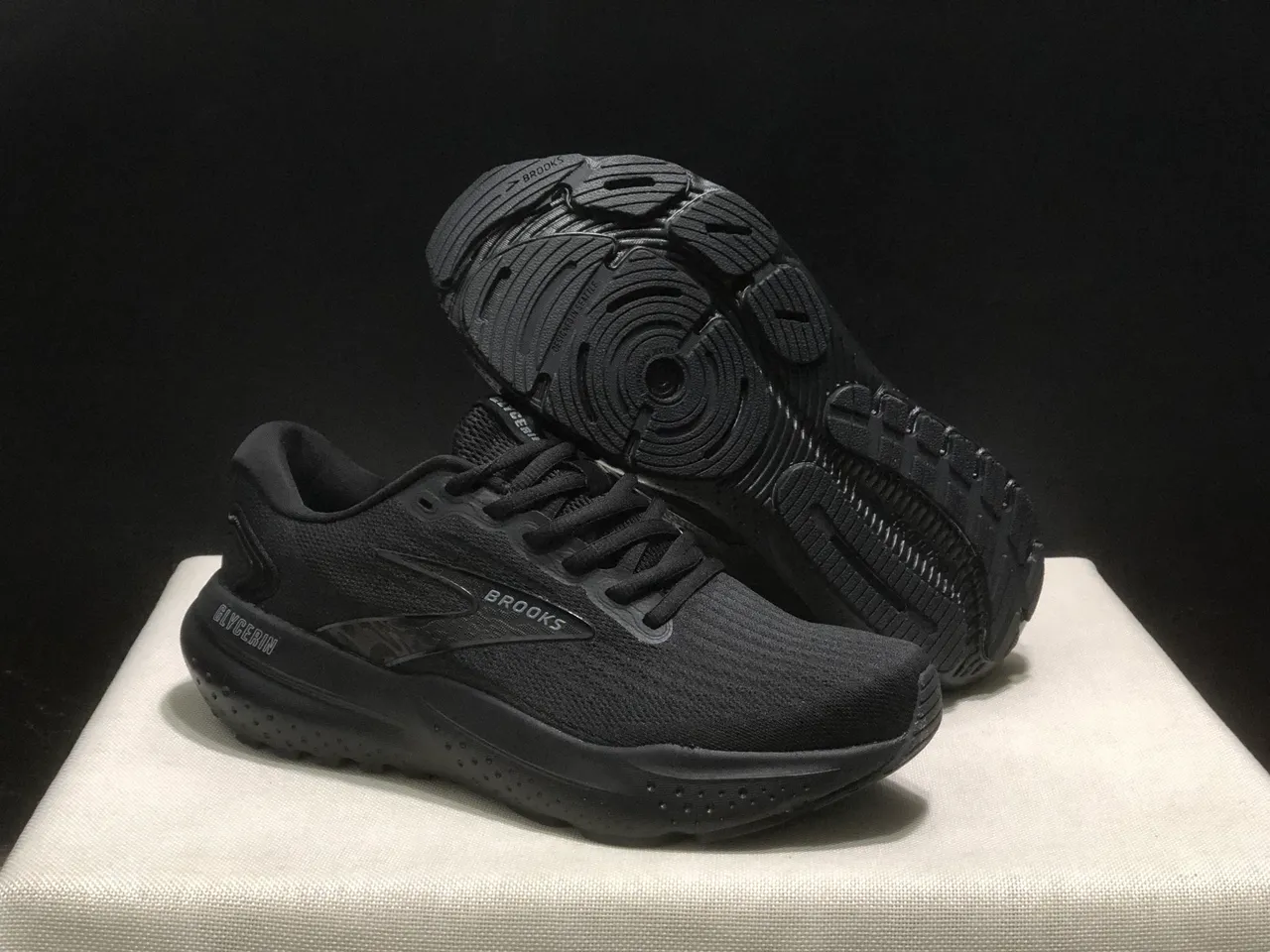 Brooks Glycerin Monochrome Black Running Shoes