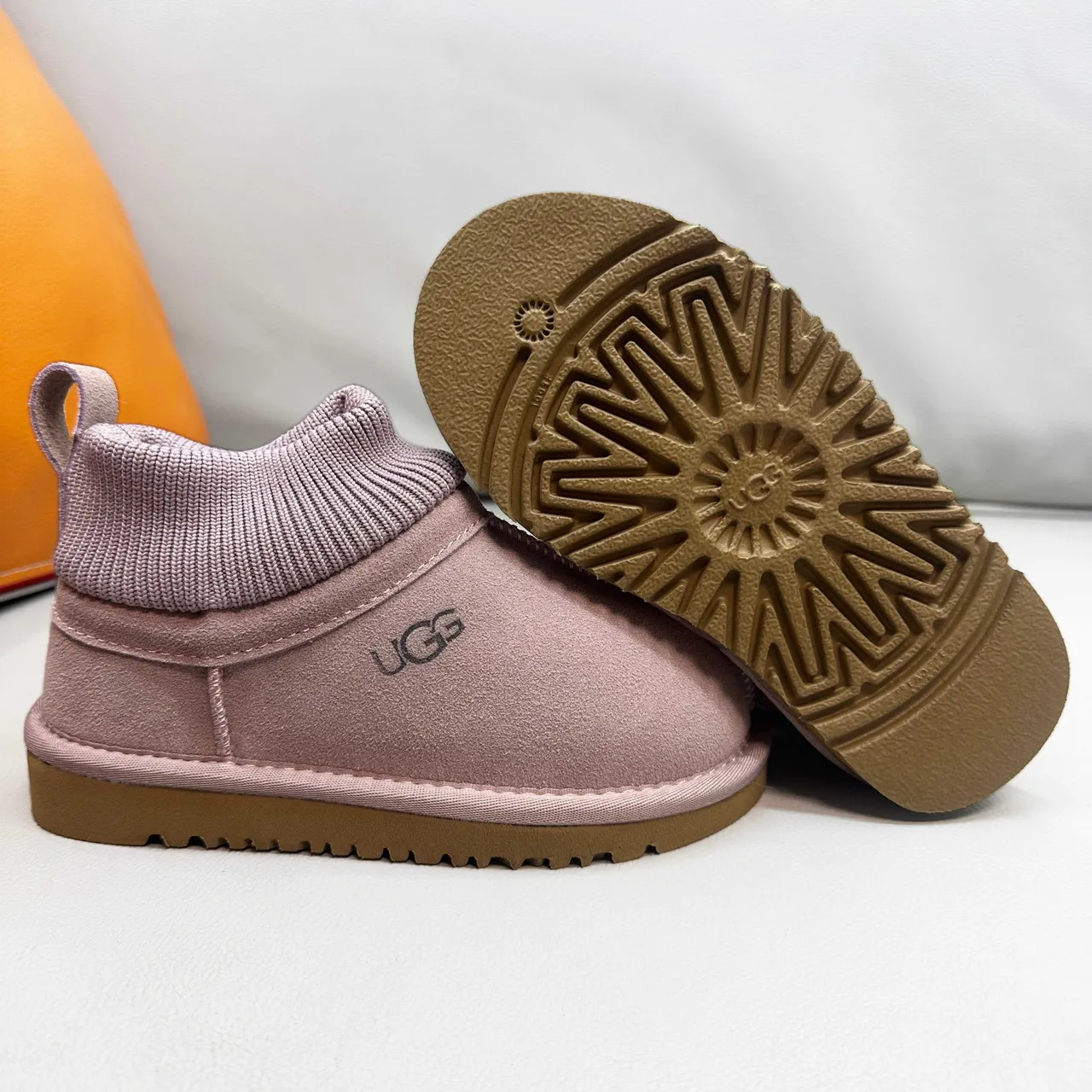 UGG Brown Beige Suede Upper Ribbed Knit Cuff Snow Boots