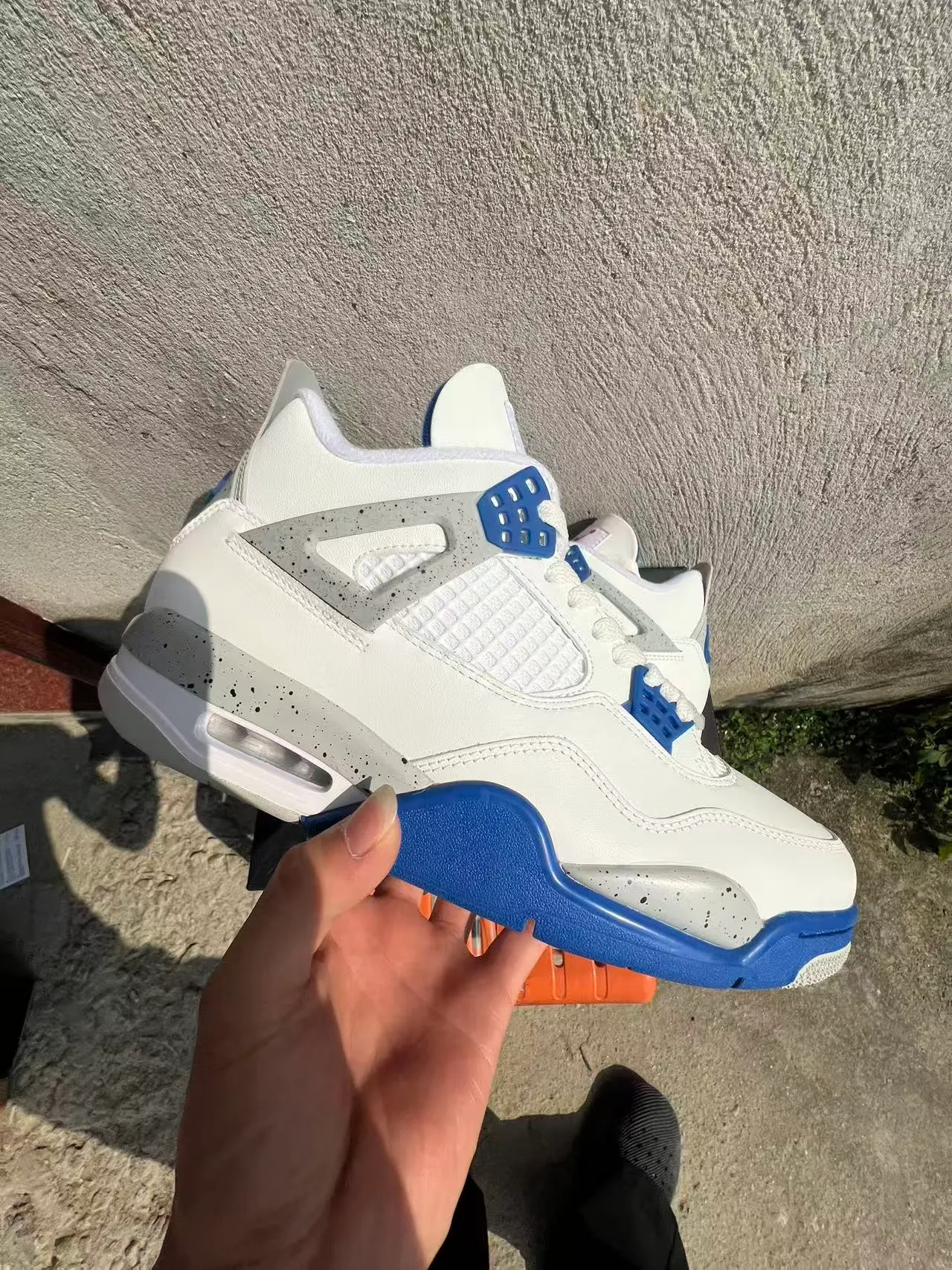 Air Jordan 4 White Royal Blue Speckled Midsole Basketball Shoes
