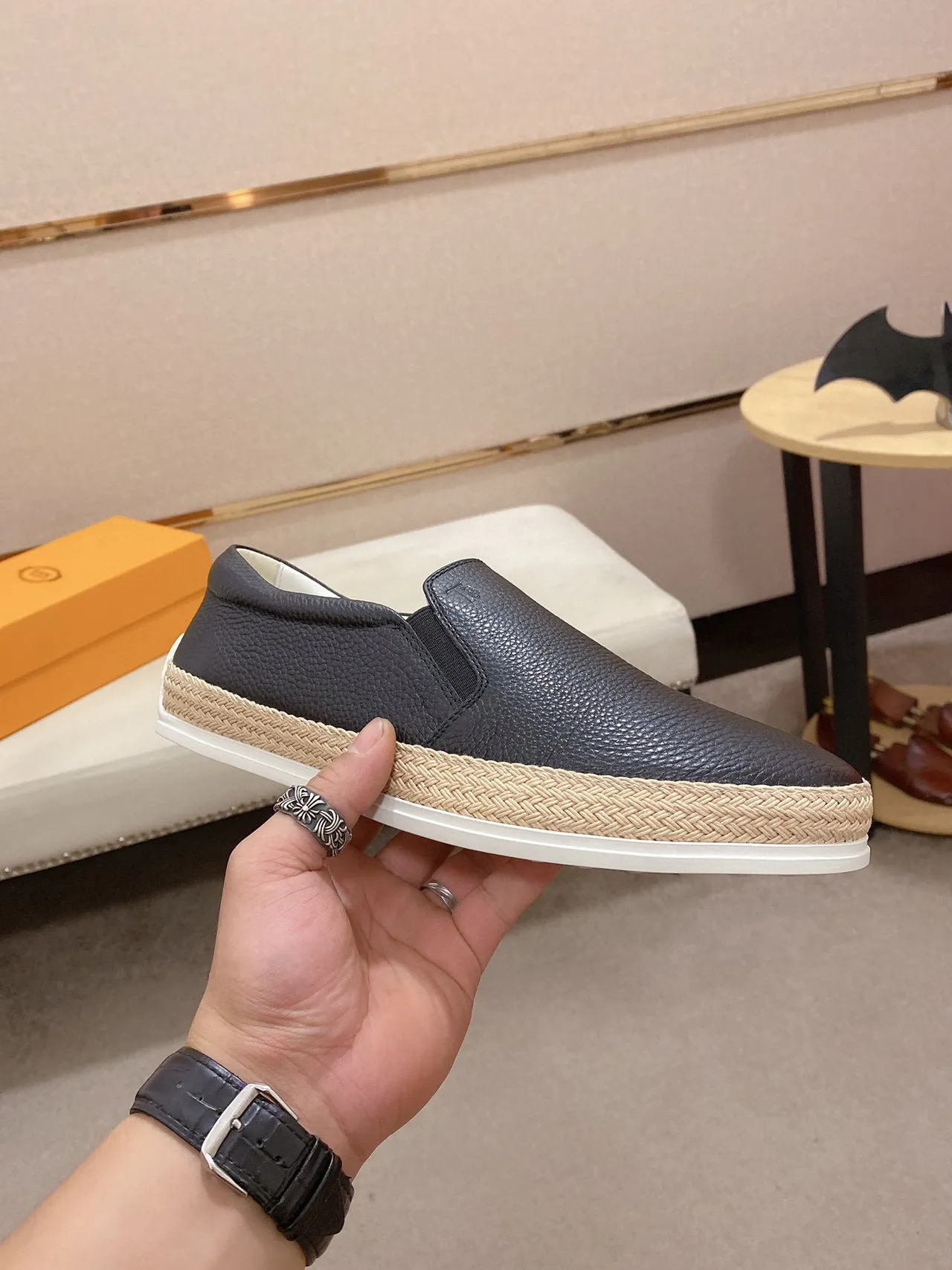 Black Beige Pebbled Leather Upper Woven Jute Midsole Band Boat Shoes