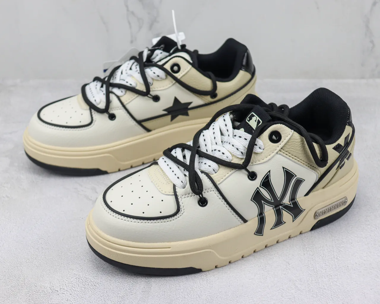 Mitchell & Ness NY Yankees Platform Sneaker Cream and Black Lifestyle Sneakers