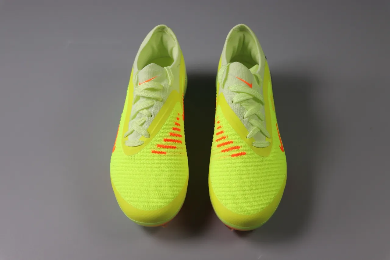 Nike Pink Green Low-Cut Synthetic Overlay Cage Artificial-Grass Soccer Shoes