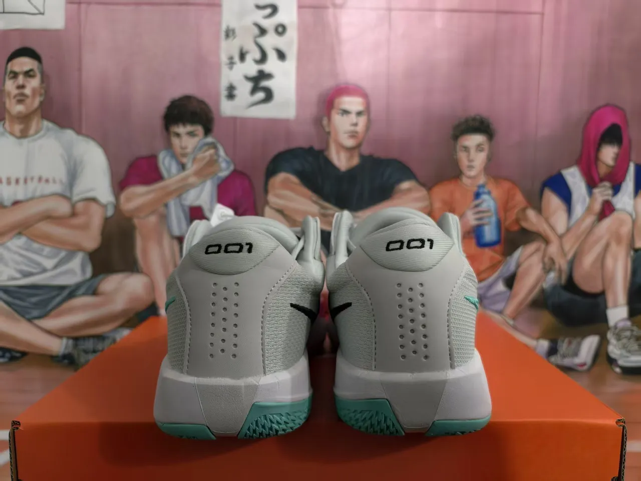 Nike Gray Pink Teal Mesh Upper Color-Blocked Outsole Lifestyle Sneakers