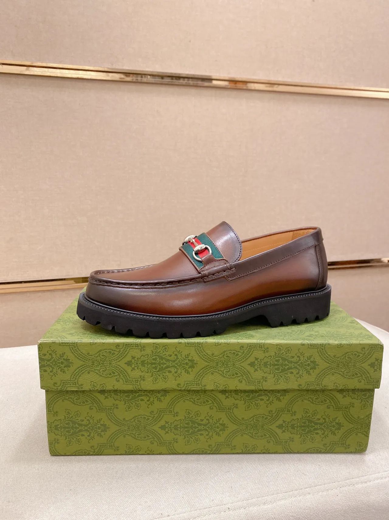 Gucci Horsebit 1955 Brown Black Polished Leather Web Stripe Accent Loafer