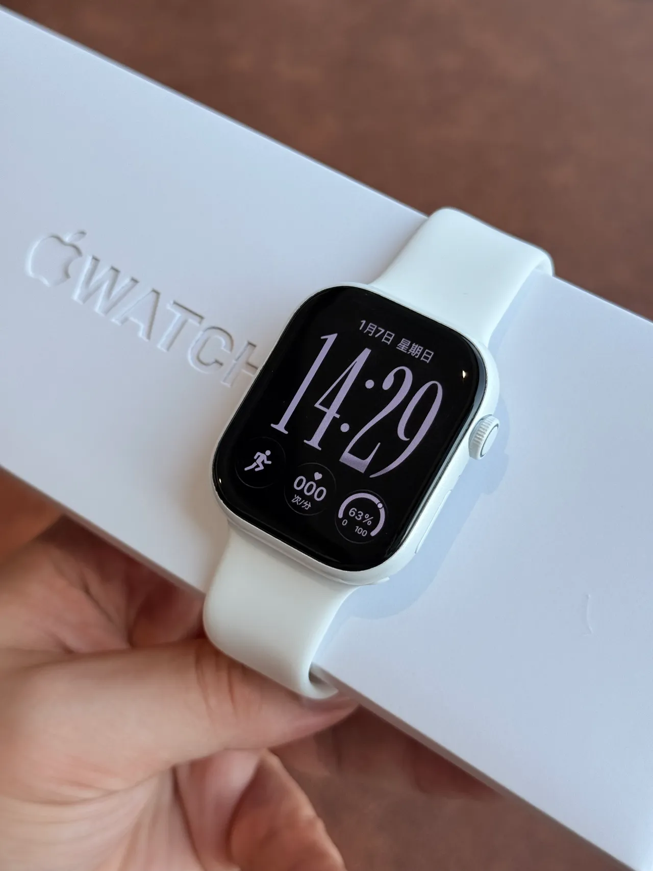 Apple White Black Square-Faced Silicone Band Sports Watch