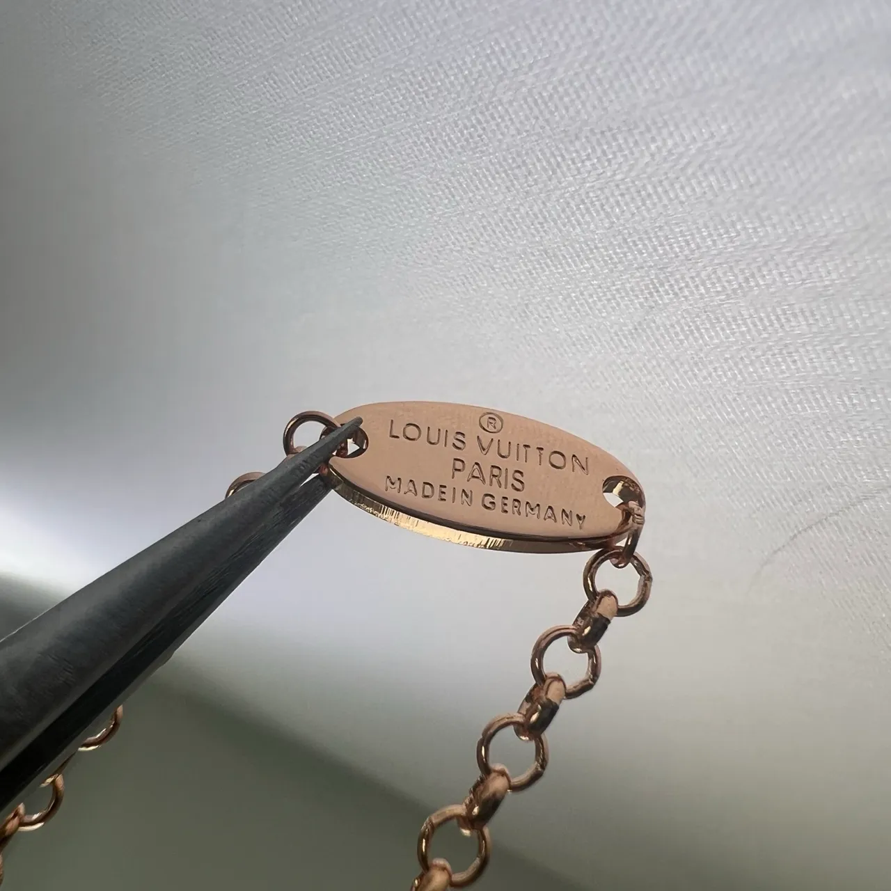 Louis Vuitton Flower Charm Bracelet Gold Pink Chain-Link Floral Bracelet