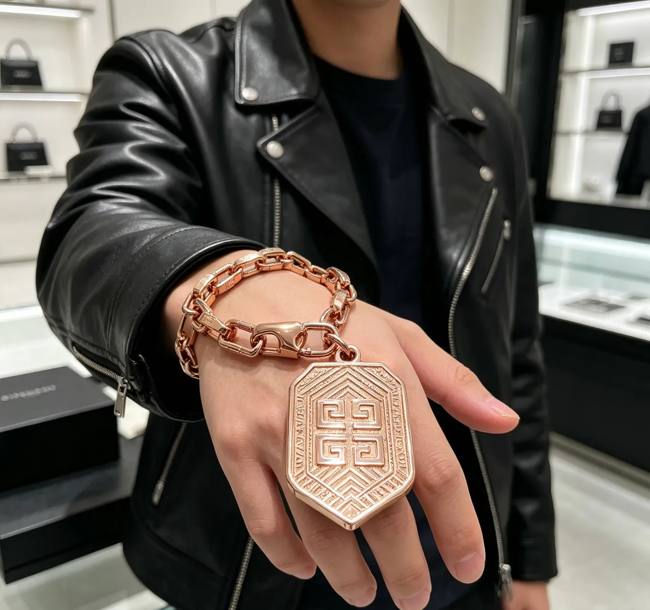 Givenchy Chunky Link Rose-Gold Geometric Pendant Bracelet