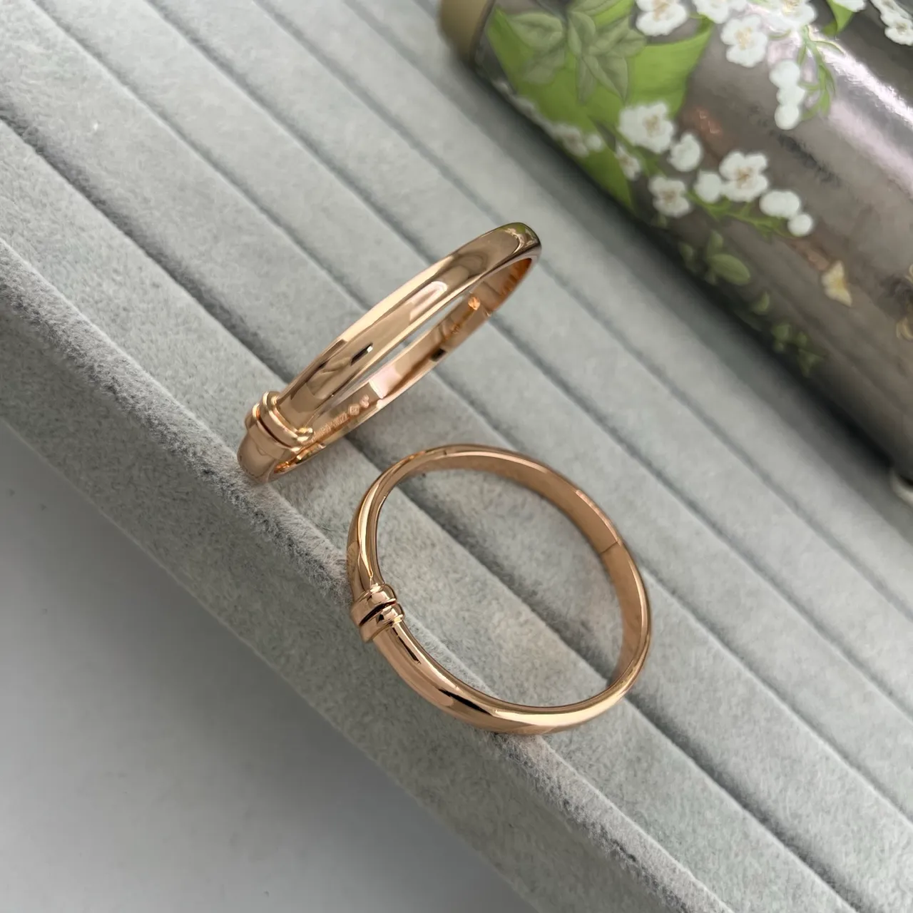Polished Gold-Tone Knot-Detail Minimalist Rings