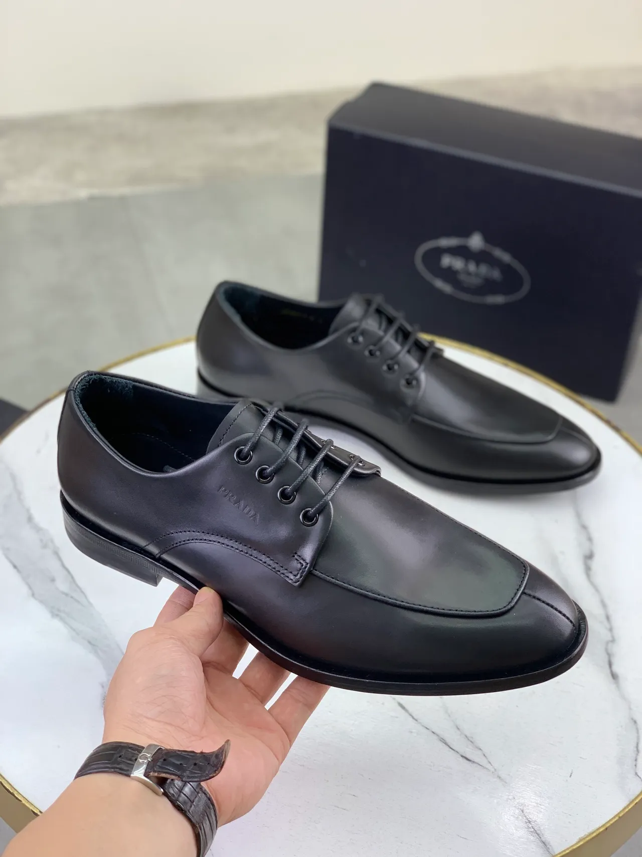 Prada Black Cap-Toe Smooth Leather Oxford Shoes