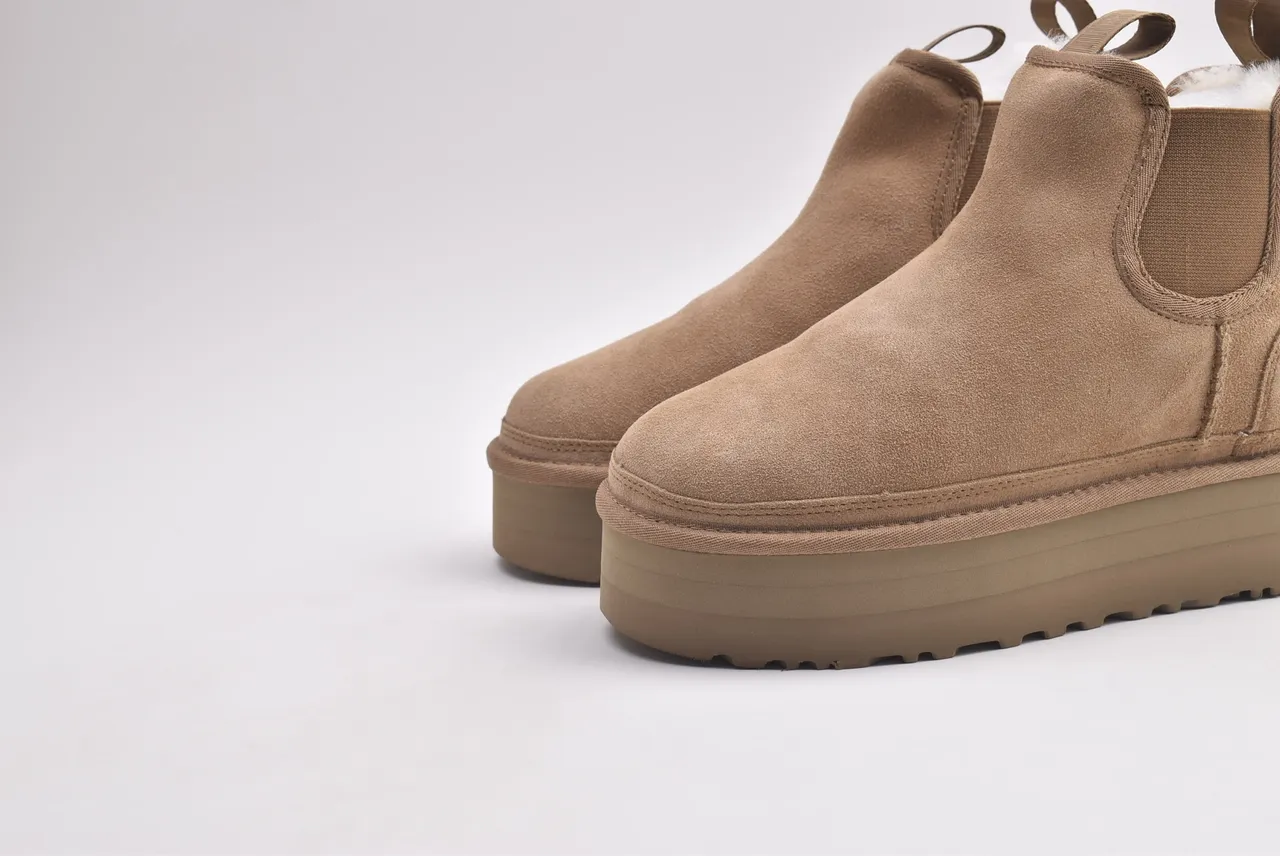 UGG Tasman Platform Suede Chelsea Boot