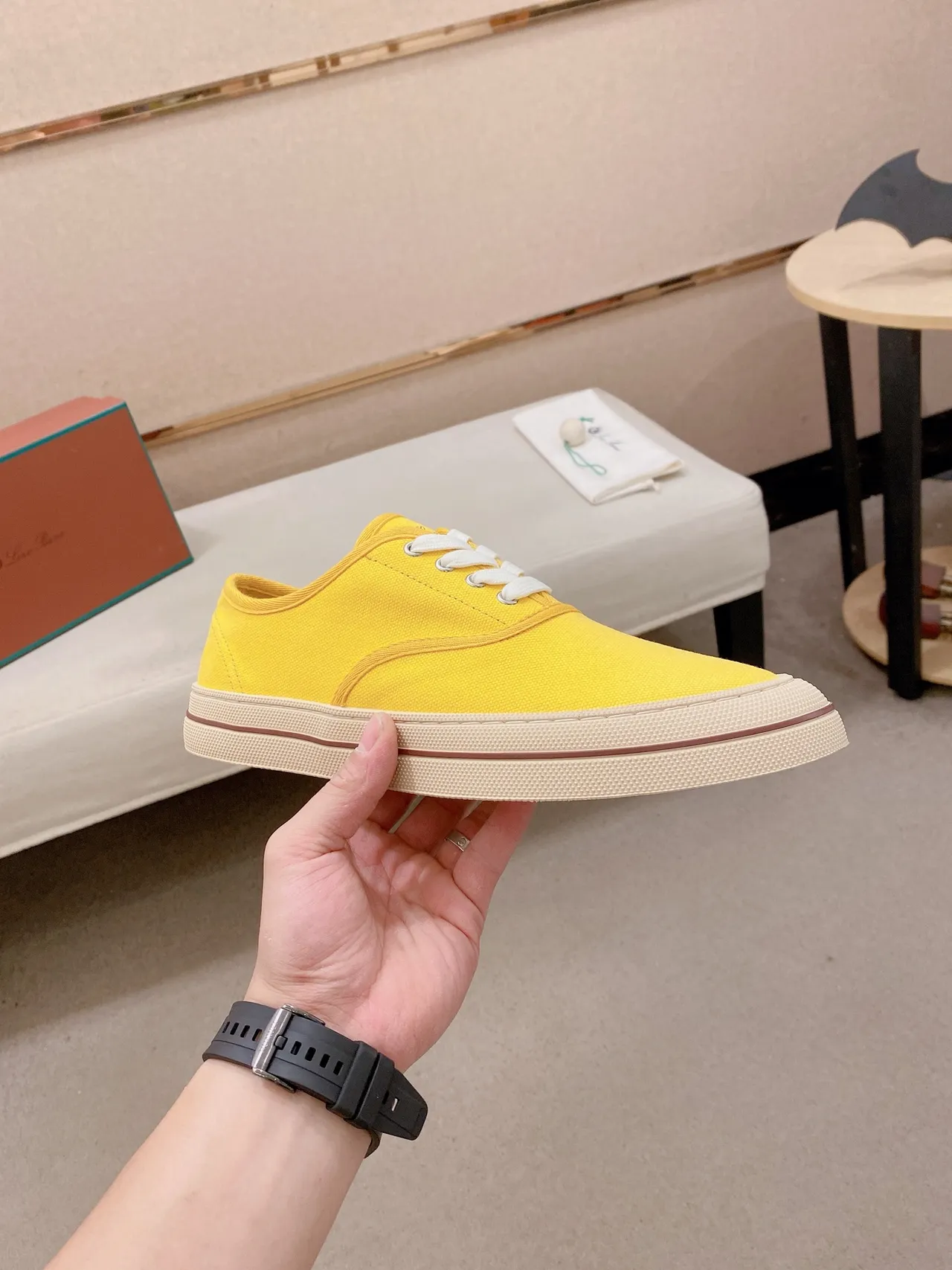 Yellow White Upper Low-Top Silhouette Canvas Shoes