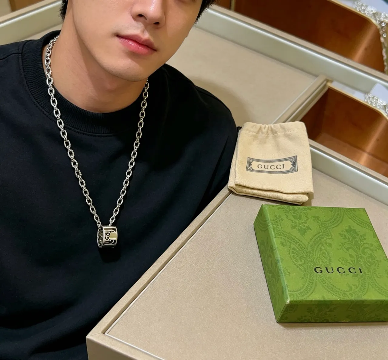 Gucci Silver Engraved Link Chain Necklace