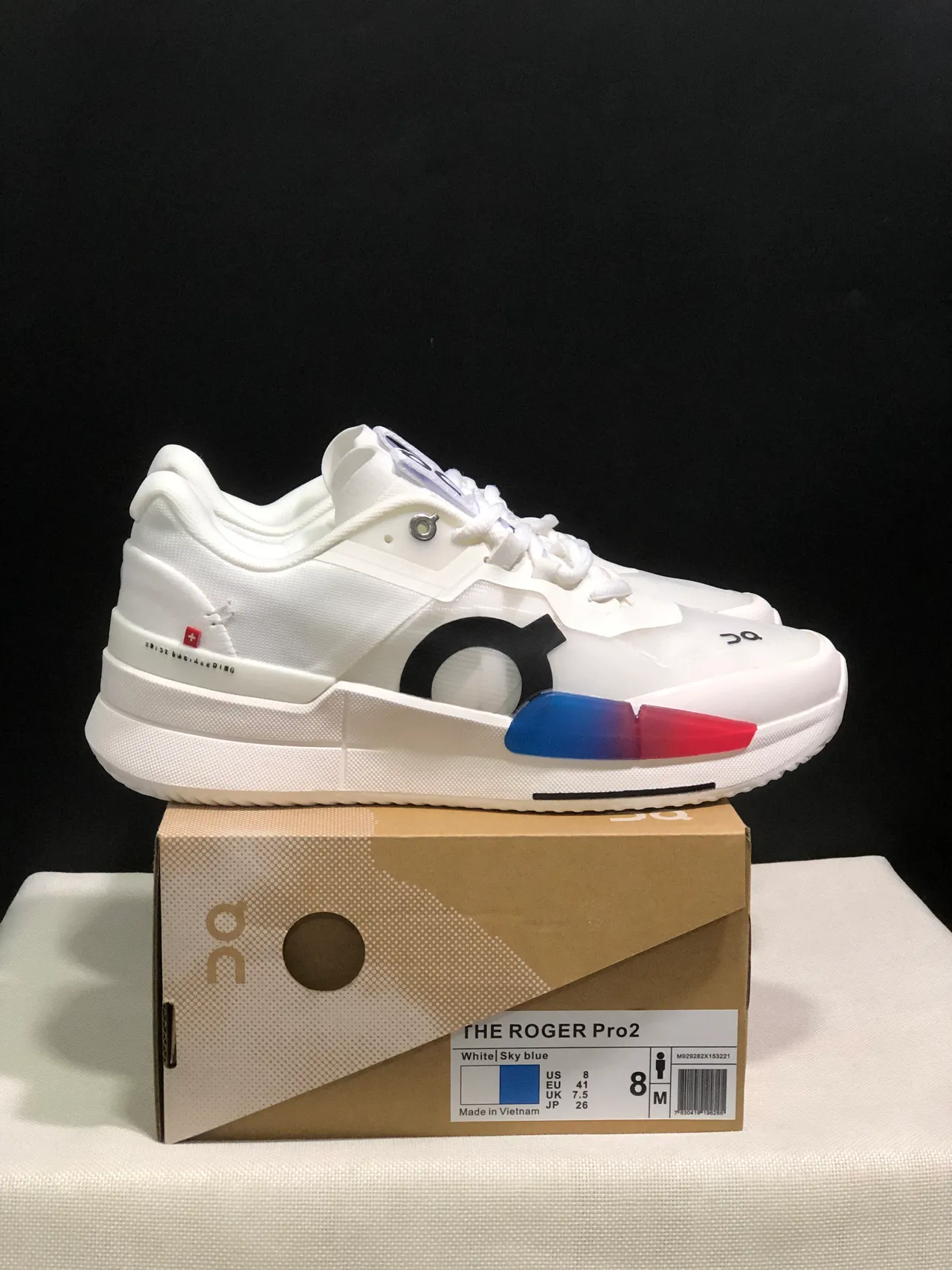 On THE ROGER Pro2 White Sky Blue Running Shoes