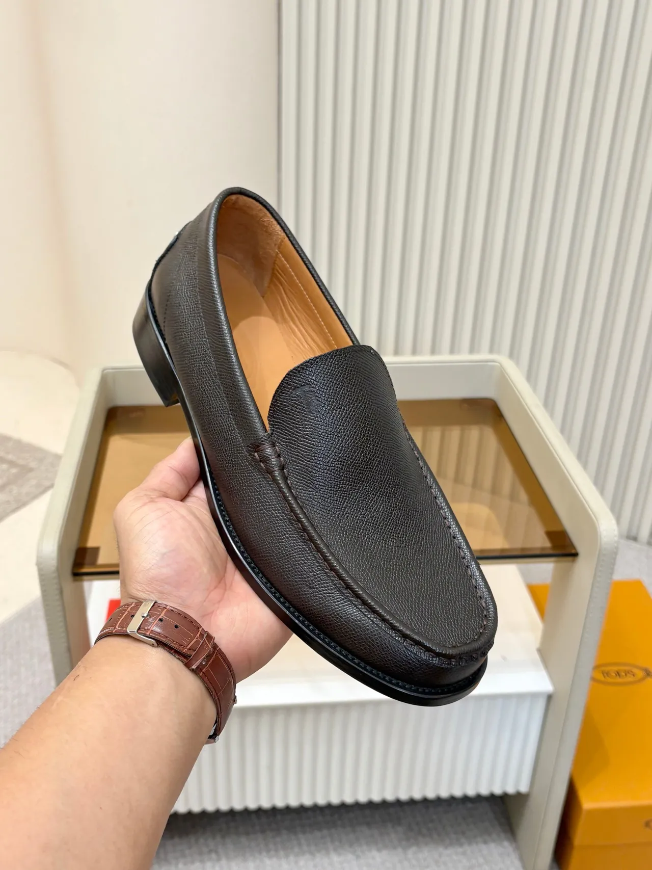 Tod's Brown Beige Textured Grain Leather Moccasin-Stitched Vamp Loafer