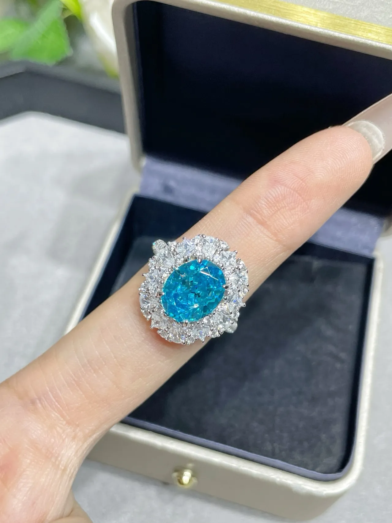 Blue Silver Oval-Cut Central Stone Halo Cluster Setting Ring