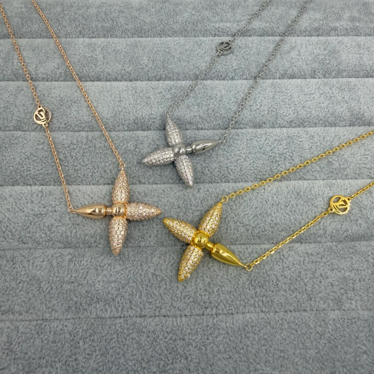 Louis Vuitton Blossom Gold Silver Pavé-Set Crystal Petals Four-Petal Floral Pendant Necklace