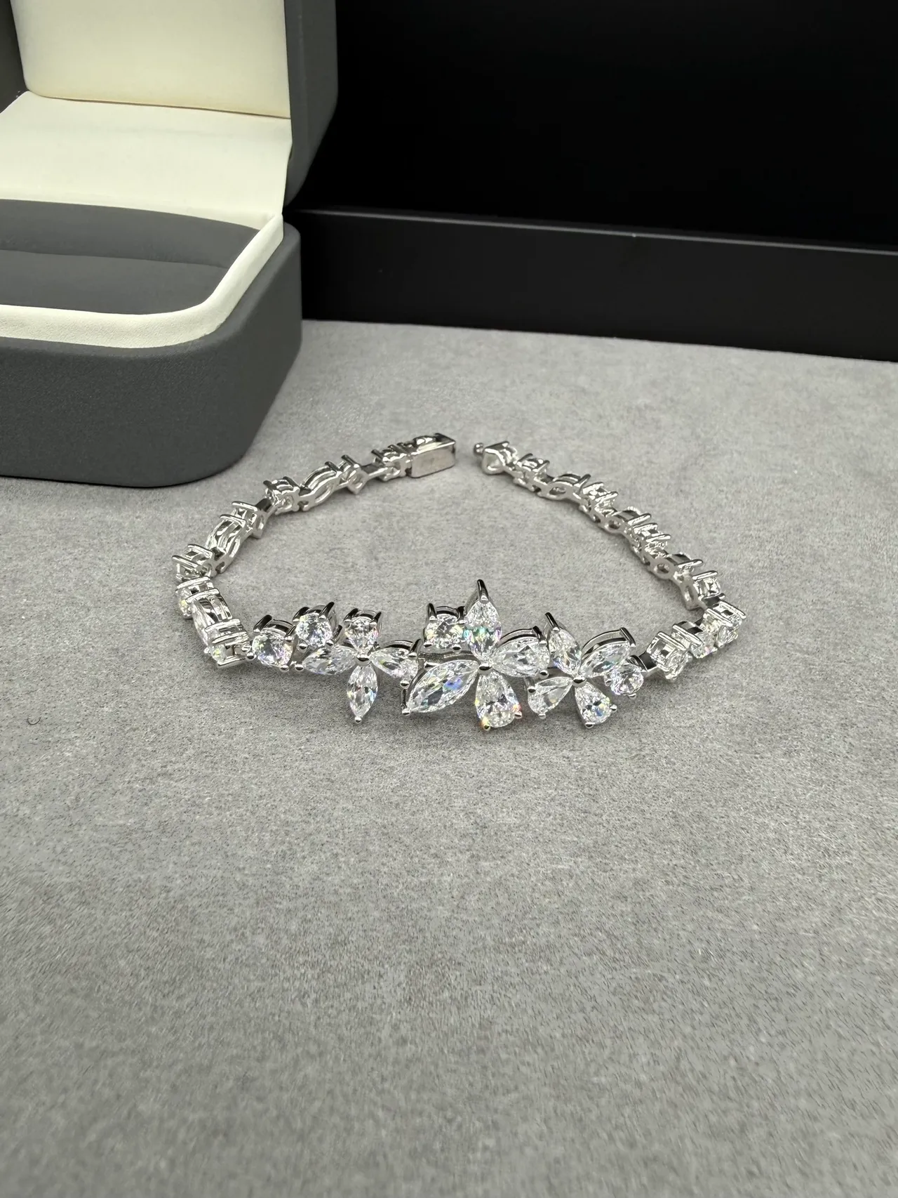 Floral Motif Marquise-Cut Crystal Bracelet
