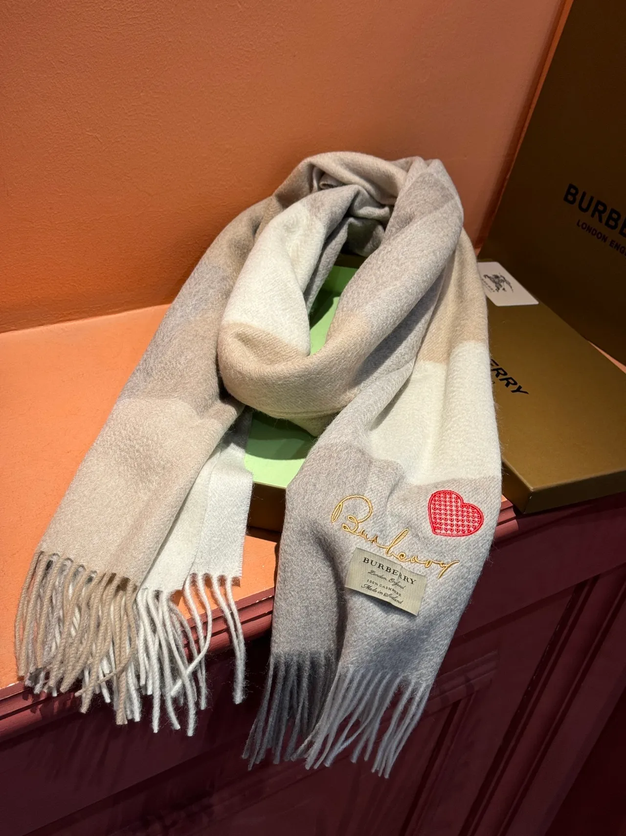 Burberry Beige Gray Large-Scale Check Pattern Fringed Edges Cashmere Scarf