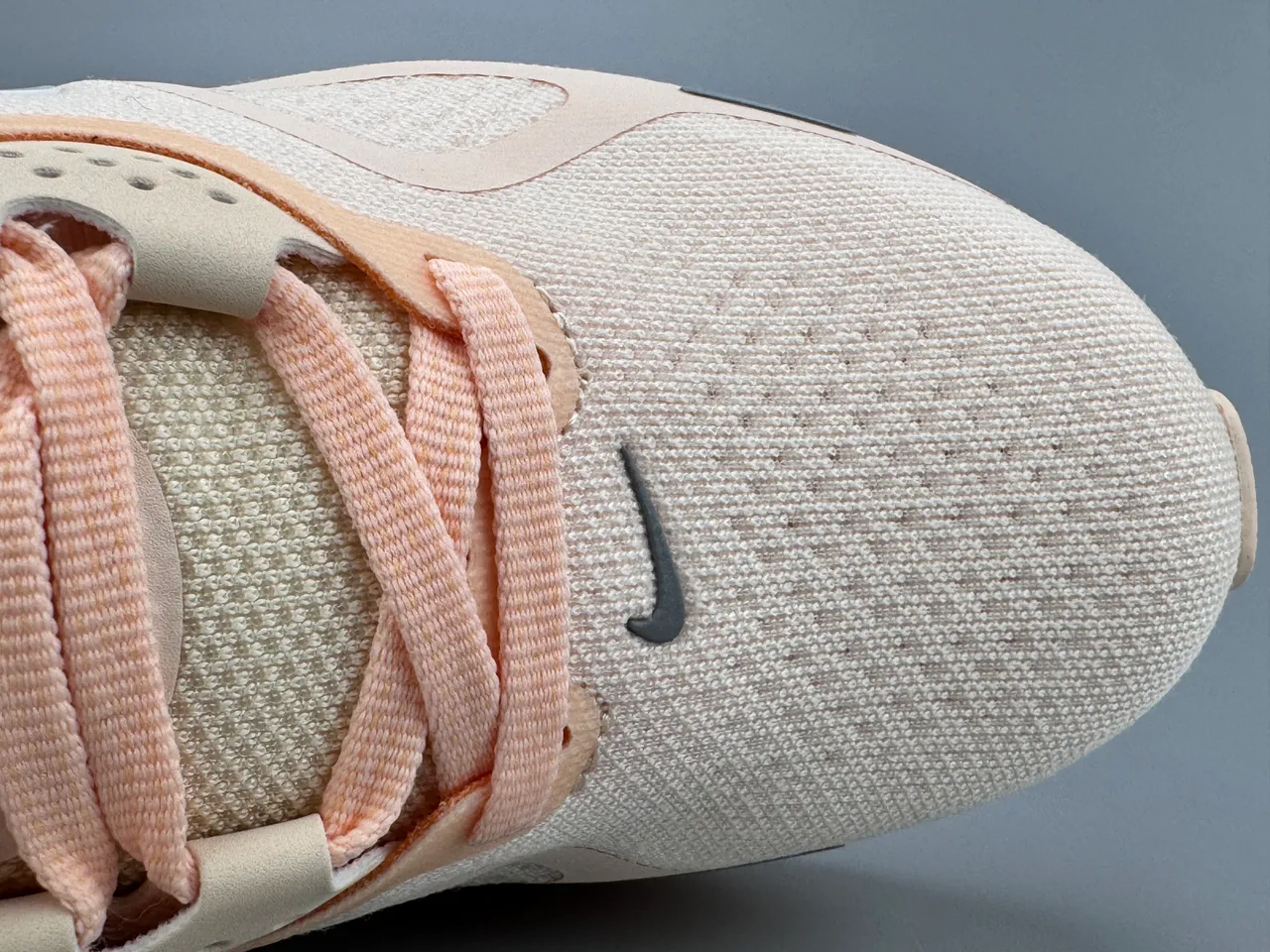 Nike Beige Orange Engineered Mesh Upper Sculpted Midsole Running Shoes