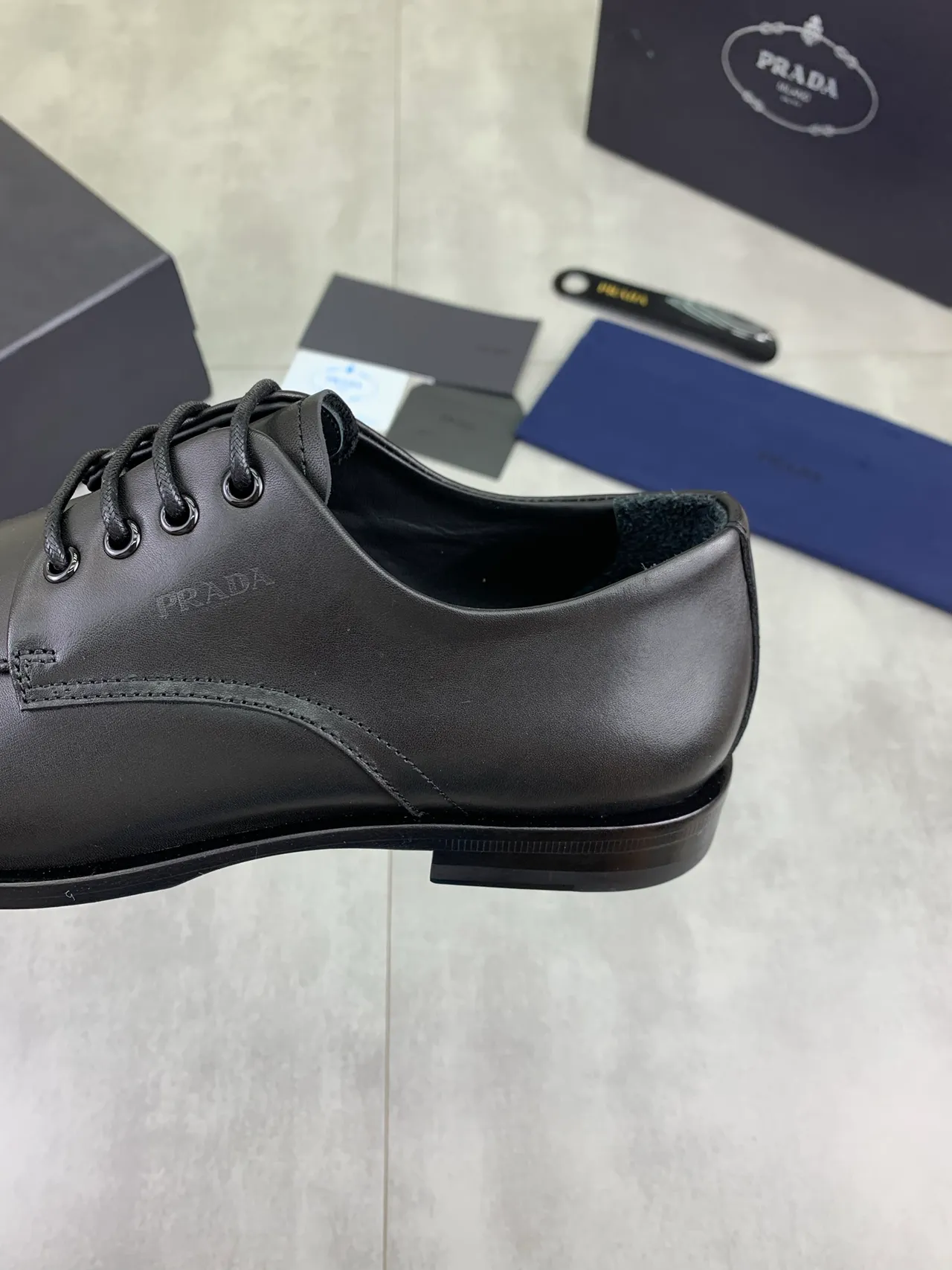 Prada Black Cap-Toe Smooth Leather Oxford Shoes