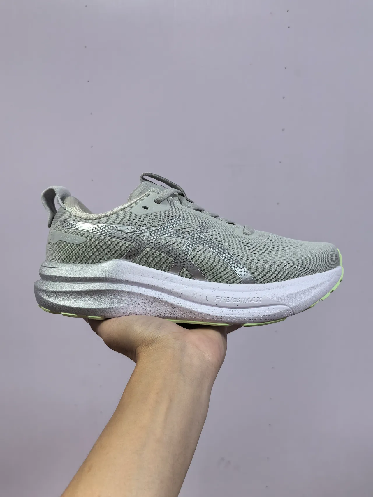 ASICS Gray Silver Engineered Mesh Upper Metallic Tiger Stripe Overlay Running Shoes