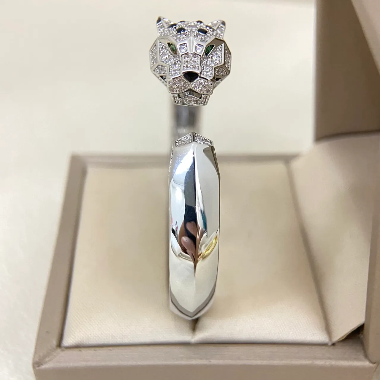 Cartier Panthère Panther Head Pavé-Set Open-Cuff Bracelet