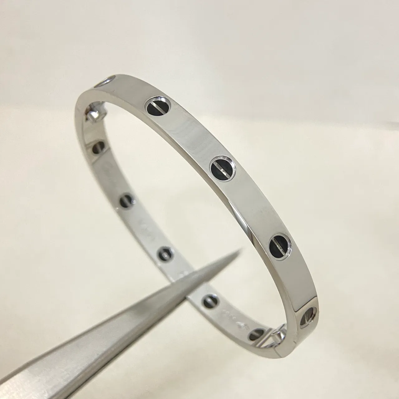Cartier Love Screw-Motif Polished Silver Bracelet