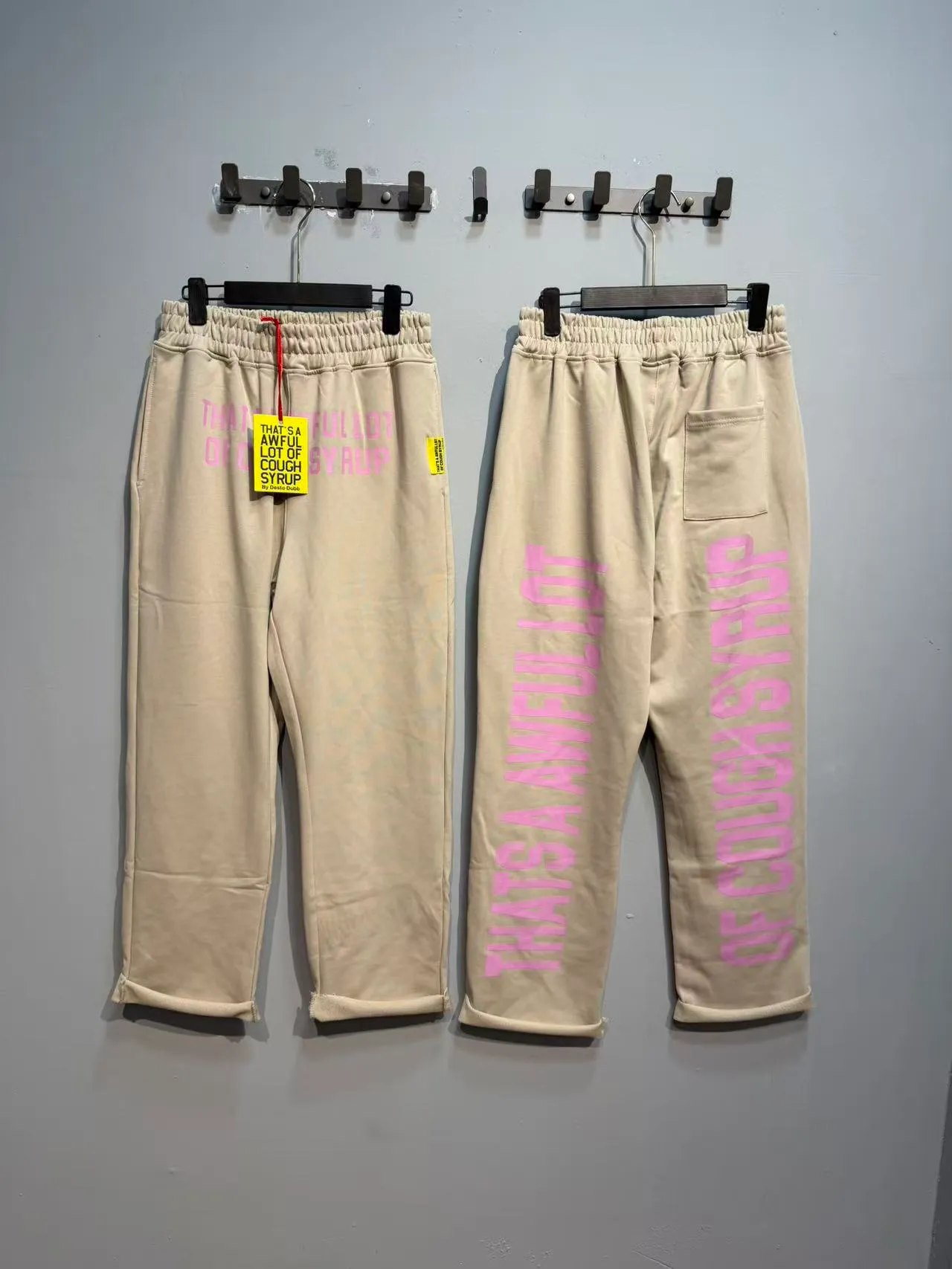 Dusty Pink and Beige Wide-Leg Elastic-Waist Screen-Printed Sweatpants