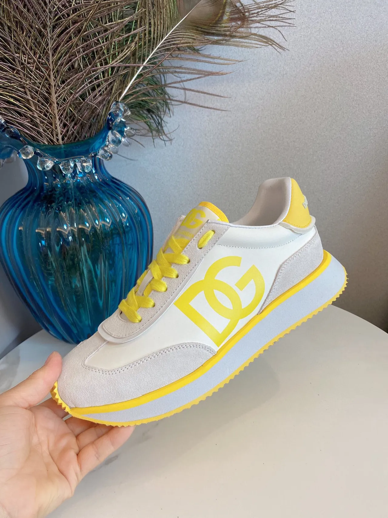 DC Shoes Pure Beige Yellow Low-Top Logo-Accented Sneakers