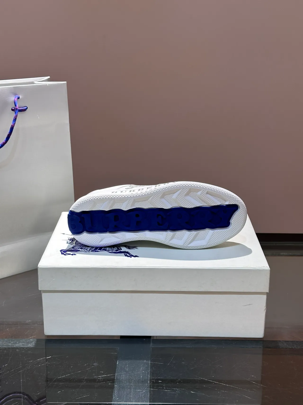 Burberry Knight White and Blue Leather Lifestyle Sneakers