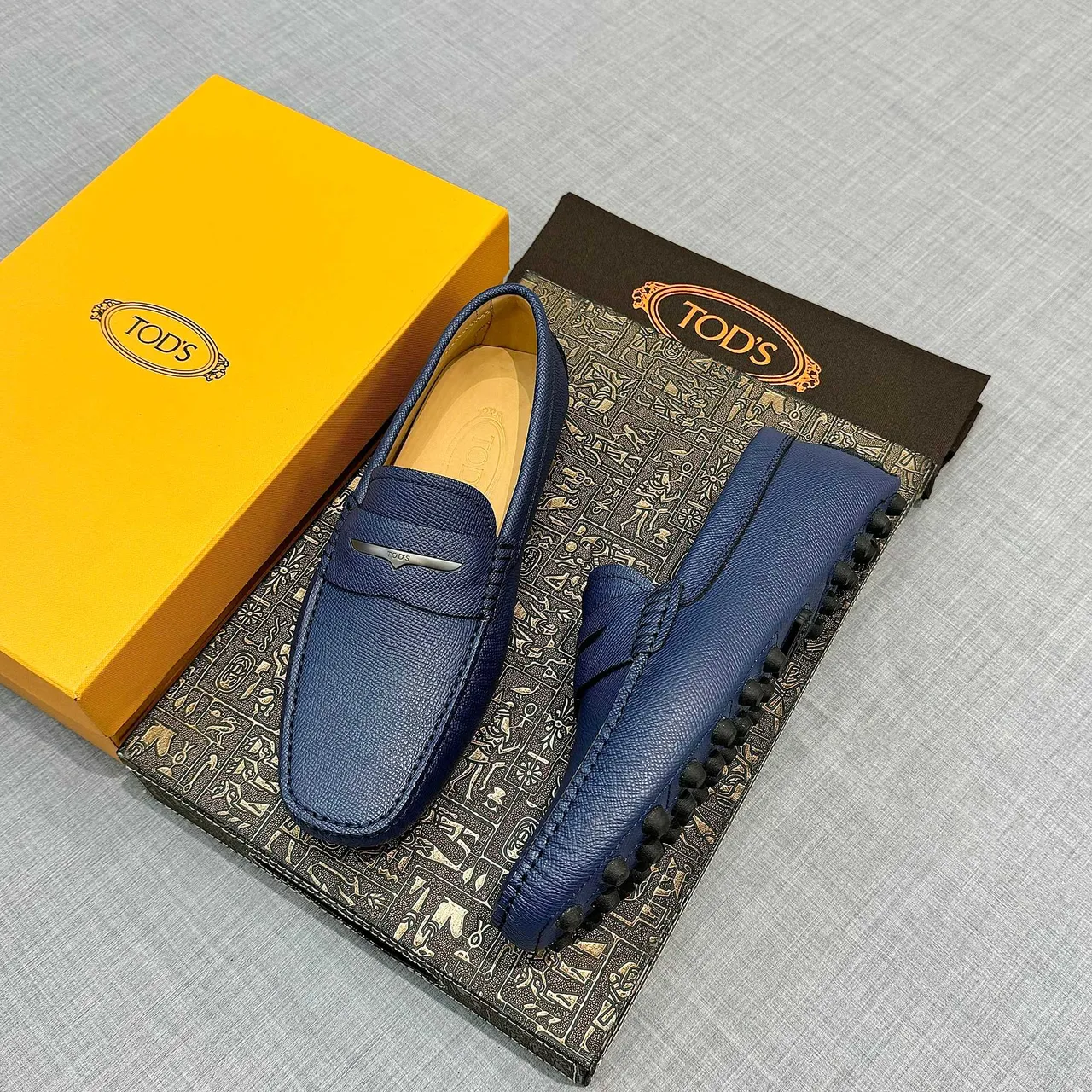 Tod's Gommino Loafer Navy Blue Pebbled Leather Slip-On Loafers