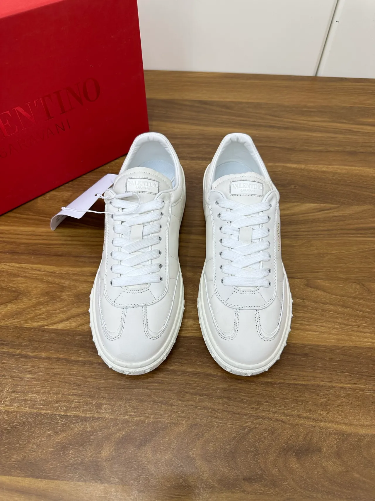 Valentino Rockstud White Leather Lifestyle Sneakers