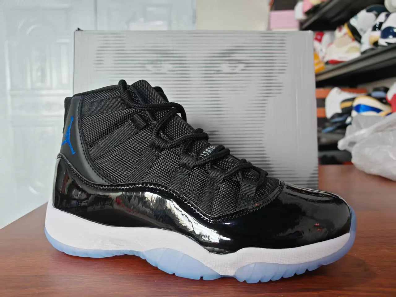 Air Jordan 11 Black Concord Basketball Shoes