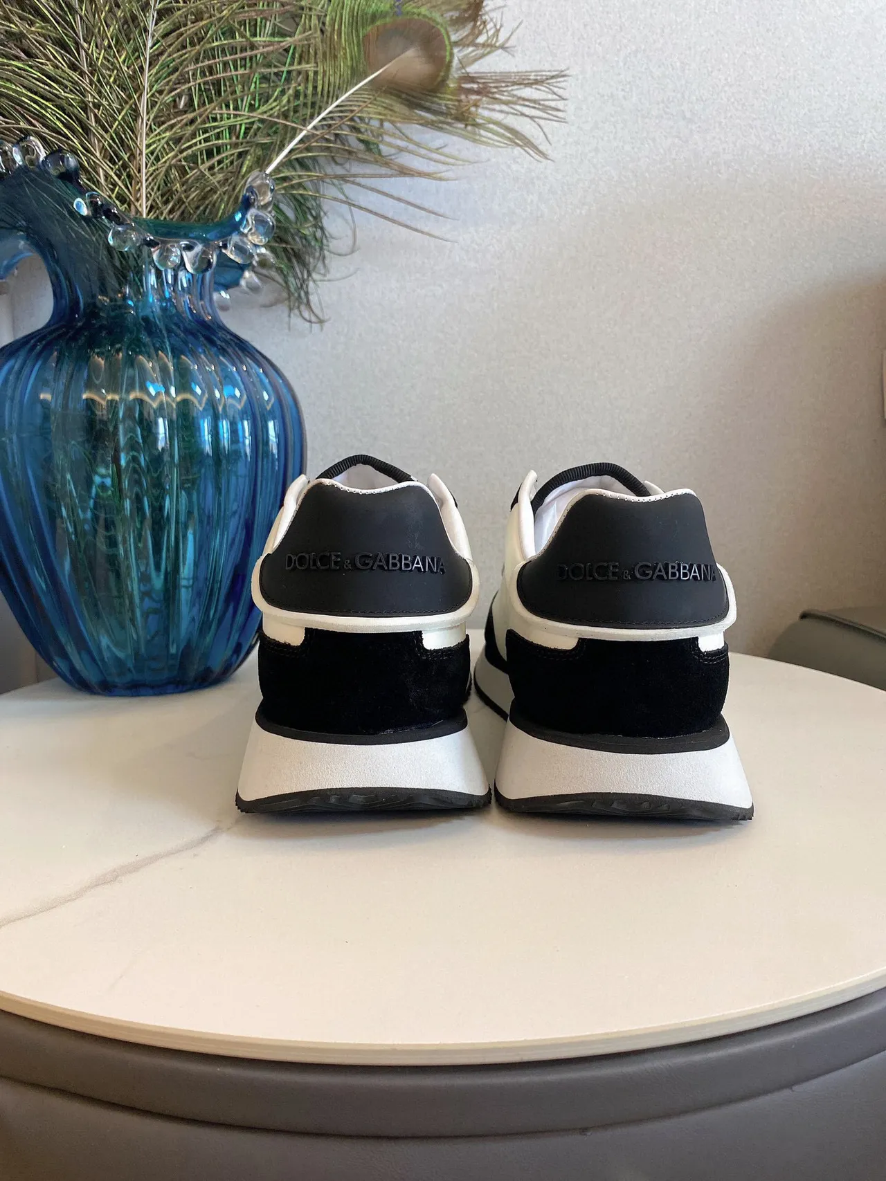 DC Shoes Black Beige Retro Runner Silhouette Suede And Leather Paneling Lifestyle Sneakers