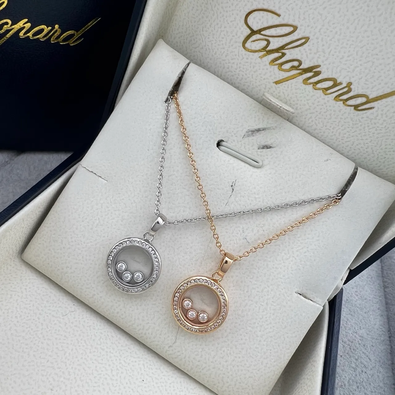 Chopard Happy Diamonds Gold Silver Rotating Disc Pendant Pavé Crystal Bezel Necklace