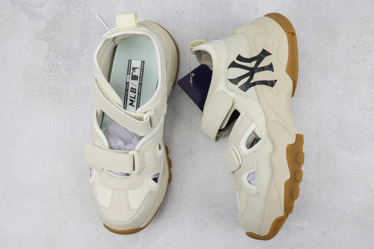 New Era Beige Black Chunky Sole Velcro Strap Closure Casual Sandals
