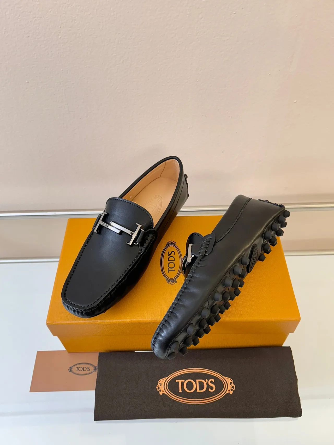 Tod's Gommino Loafer Black Leather H-Buckle Pebble Sole Loafers