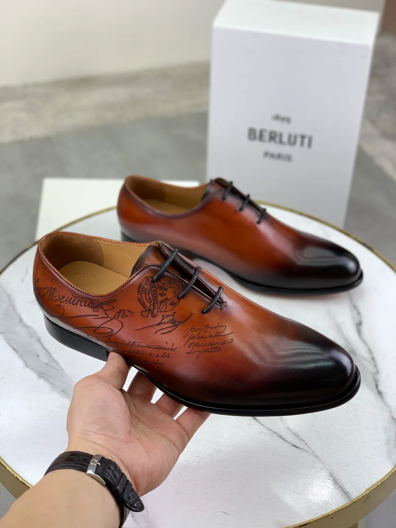 Berluti Brown Black Hand-Engraved Script Two-Tone Patina Leather Oxford Shoes
