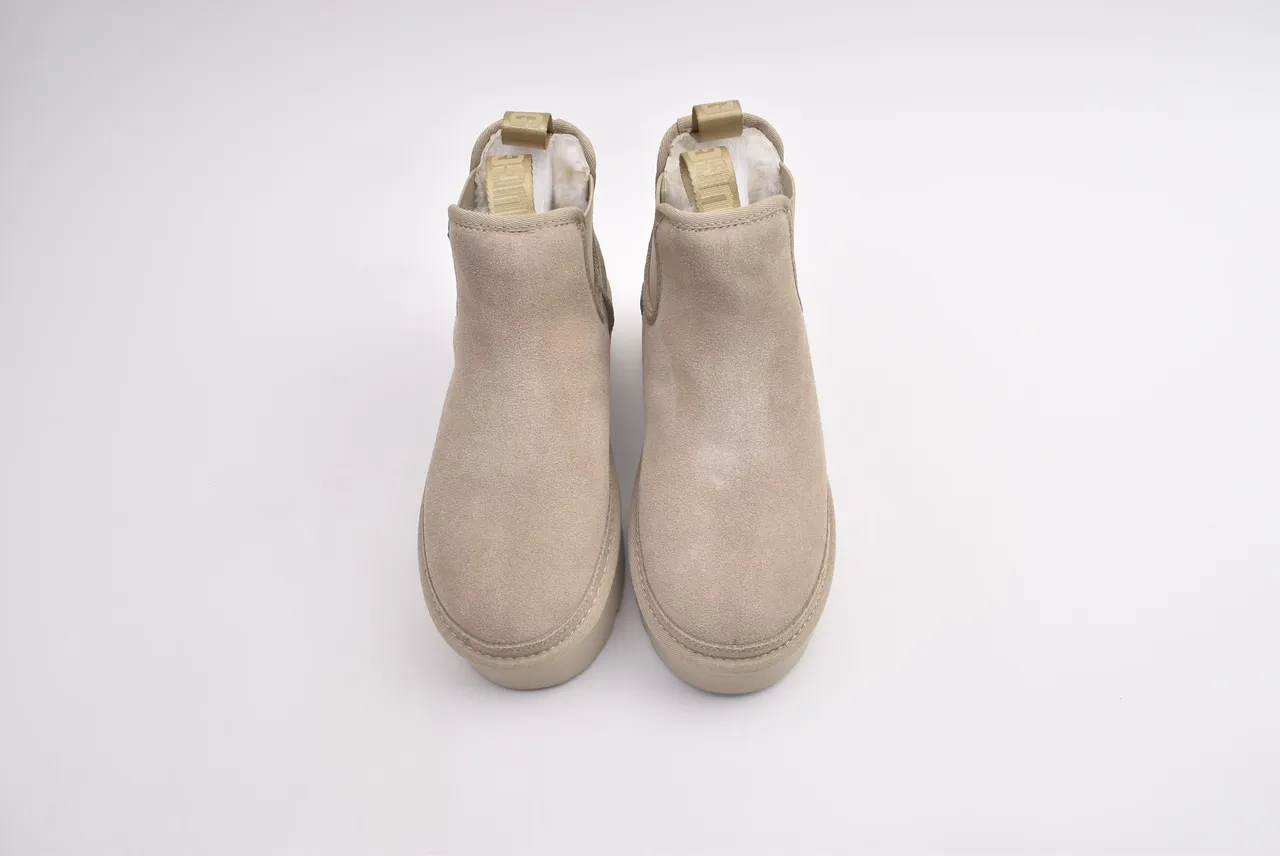 UGG Platform Chelsea Beige Sole Suede Upper Chelsea Boots
