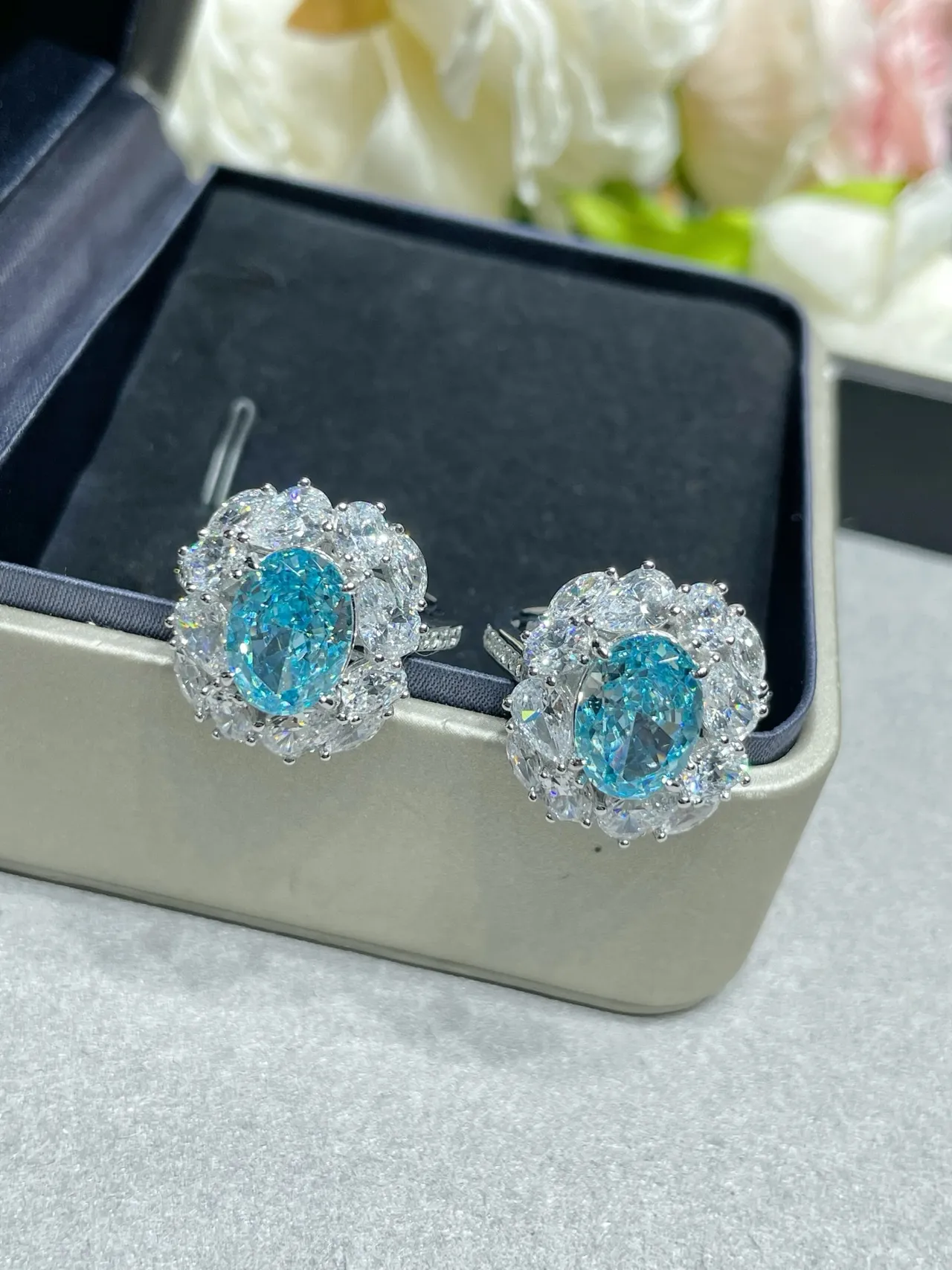Oval Blue Gemstone Halo Cluster Ring